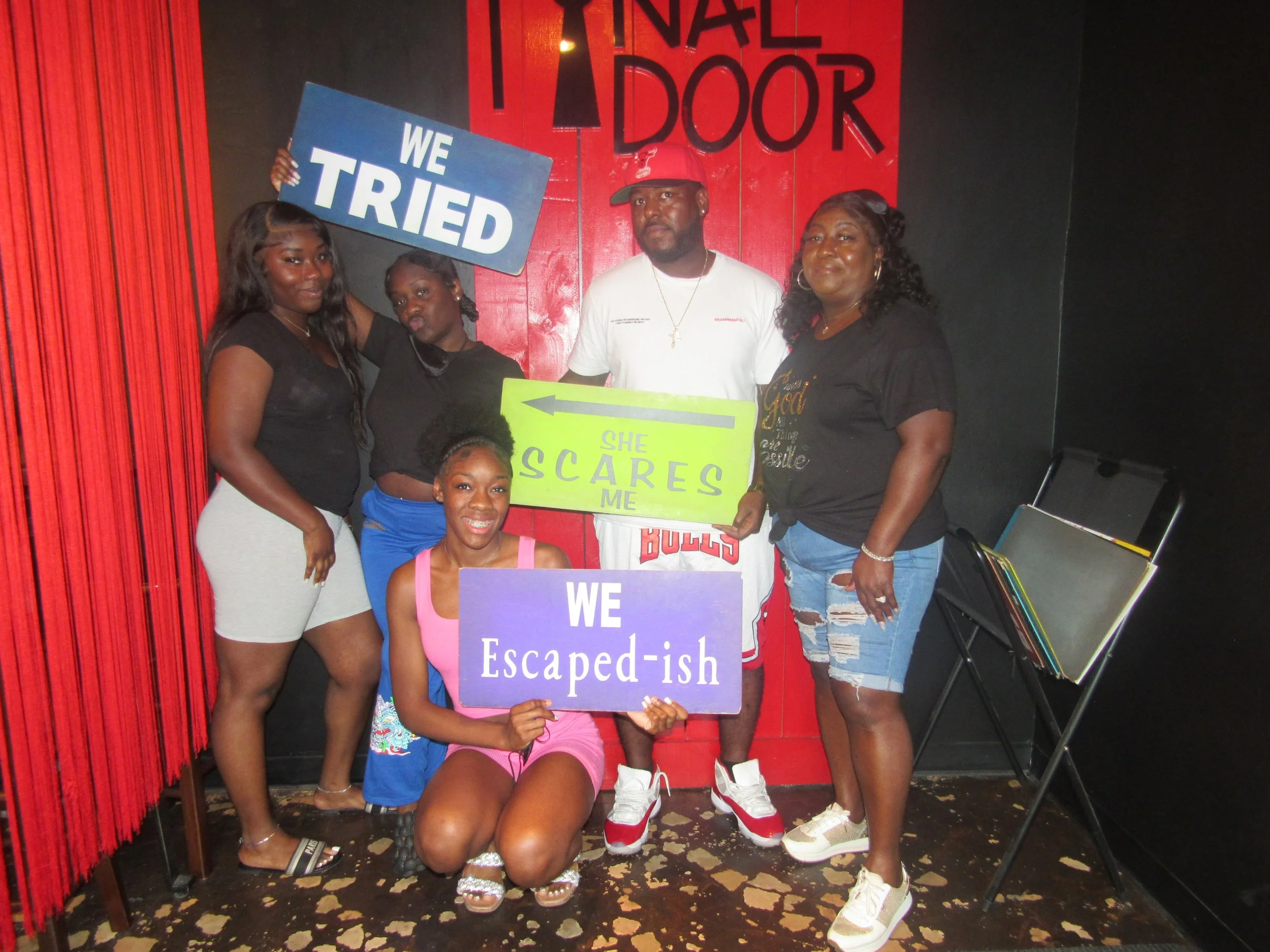 the-final-door-escape-room-columbia-sc-team-photos-07-06-24 (16).JPG