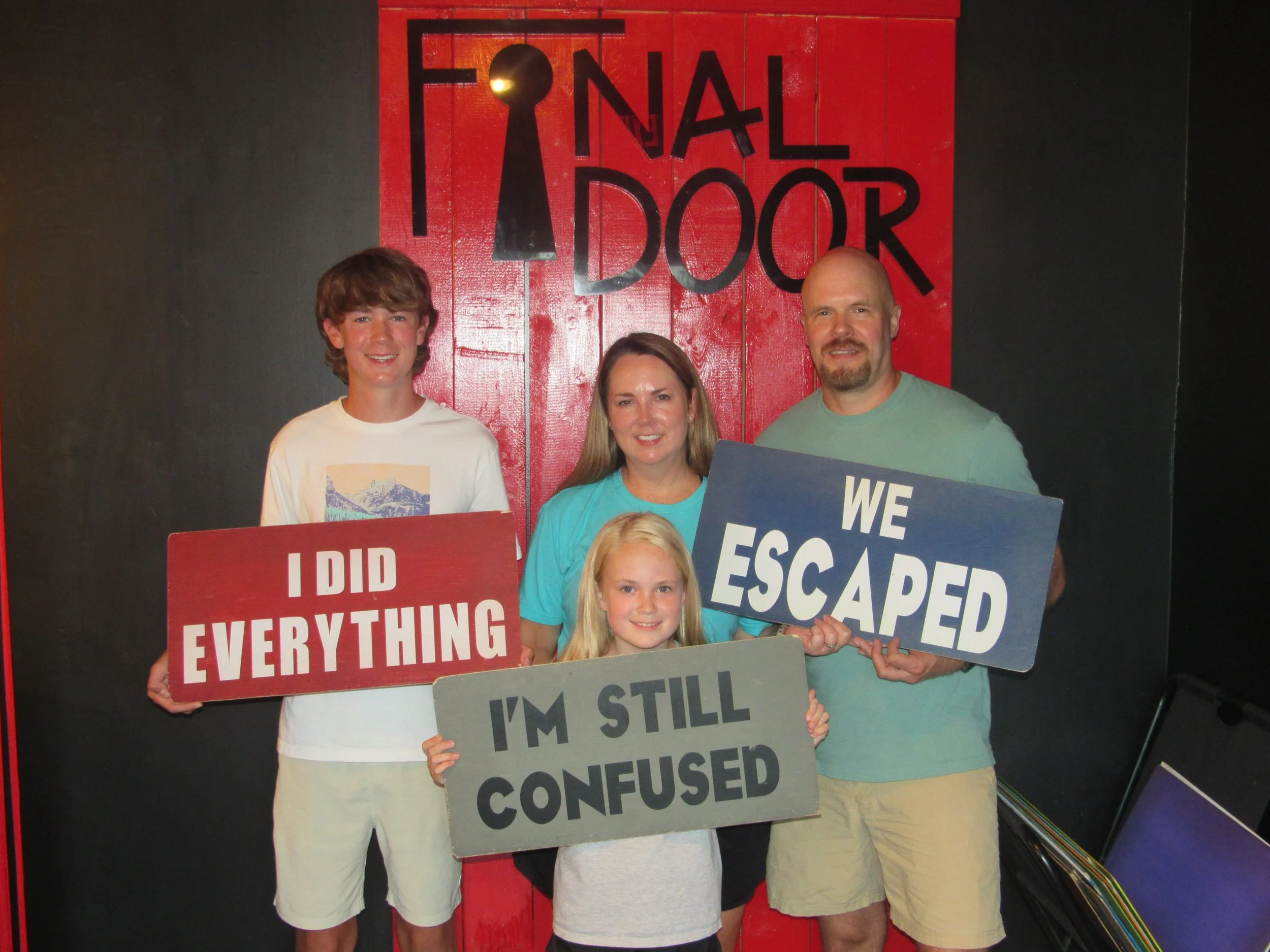 the-final-door-escape-room-columbia-sc-team-photos-07-09-24 (4).JPG