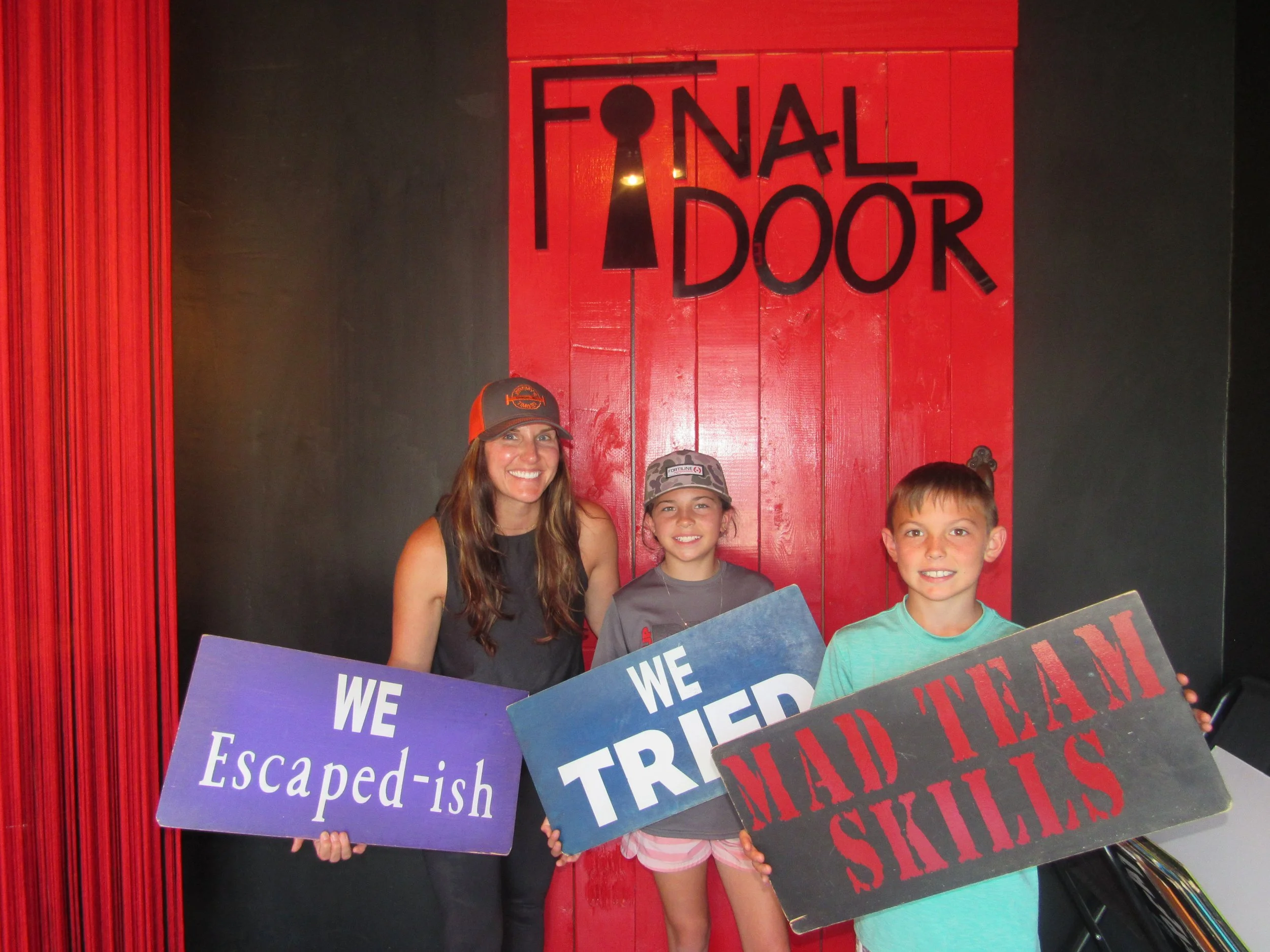 the-final-door-escape-room-columbia-sc-team-photos-07-10-24 (3).JPG