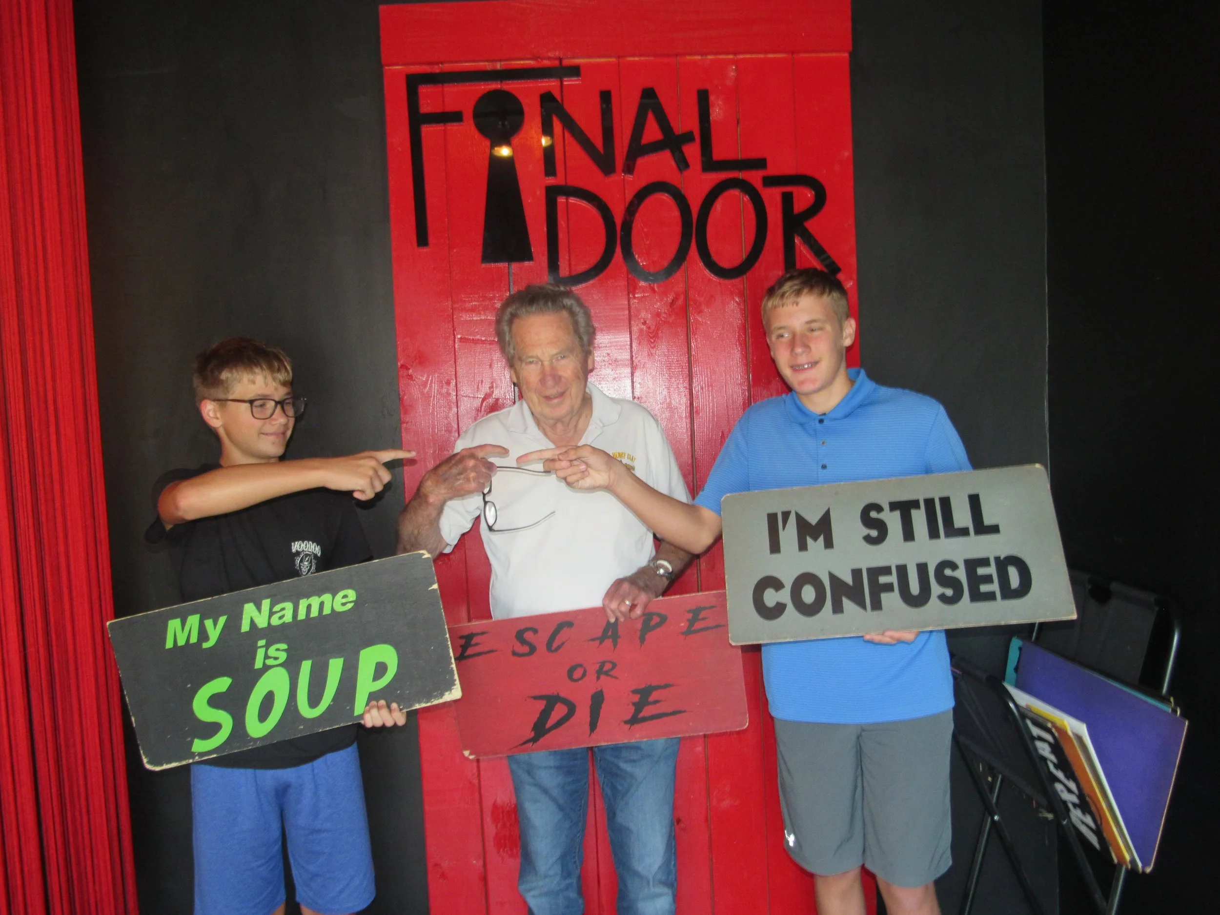 the-final-door-escape-room-columbia-sc-team-photos-07-24-24 (1).JPG