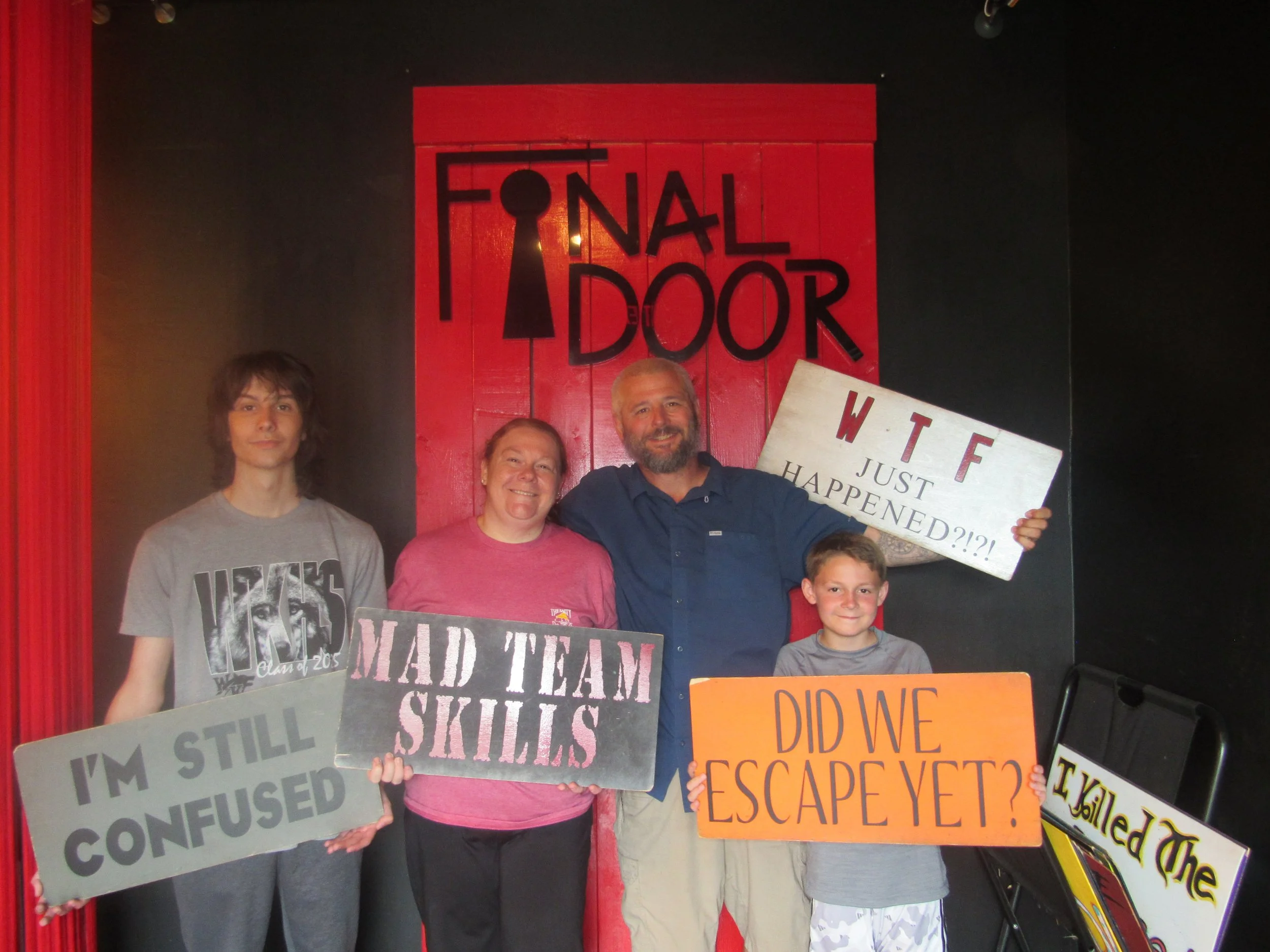 the-final-door-escape-room-columbia-sc-team-photos-07-28-24 (38).JPG