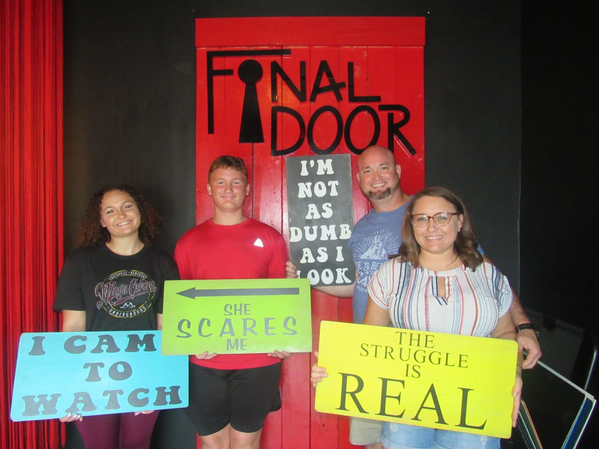 the-final-door-escape-room-columbia-sc-team-photos-08-10-24 (1).JPG