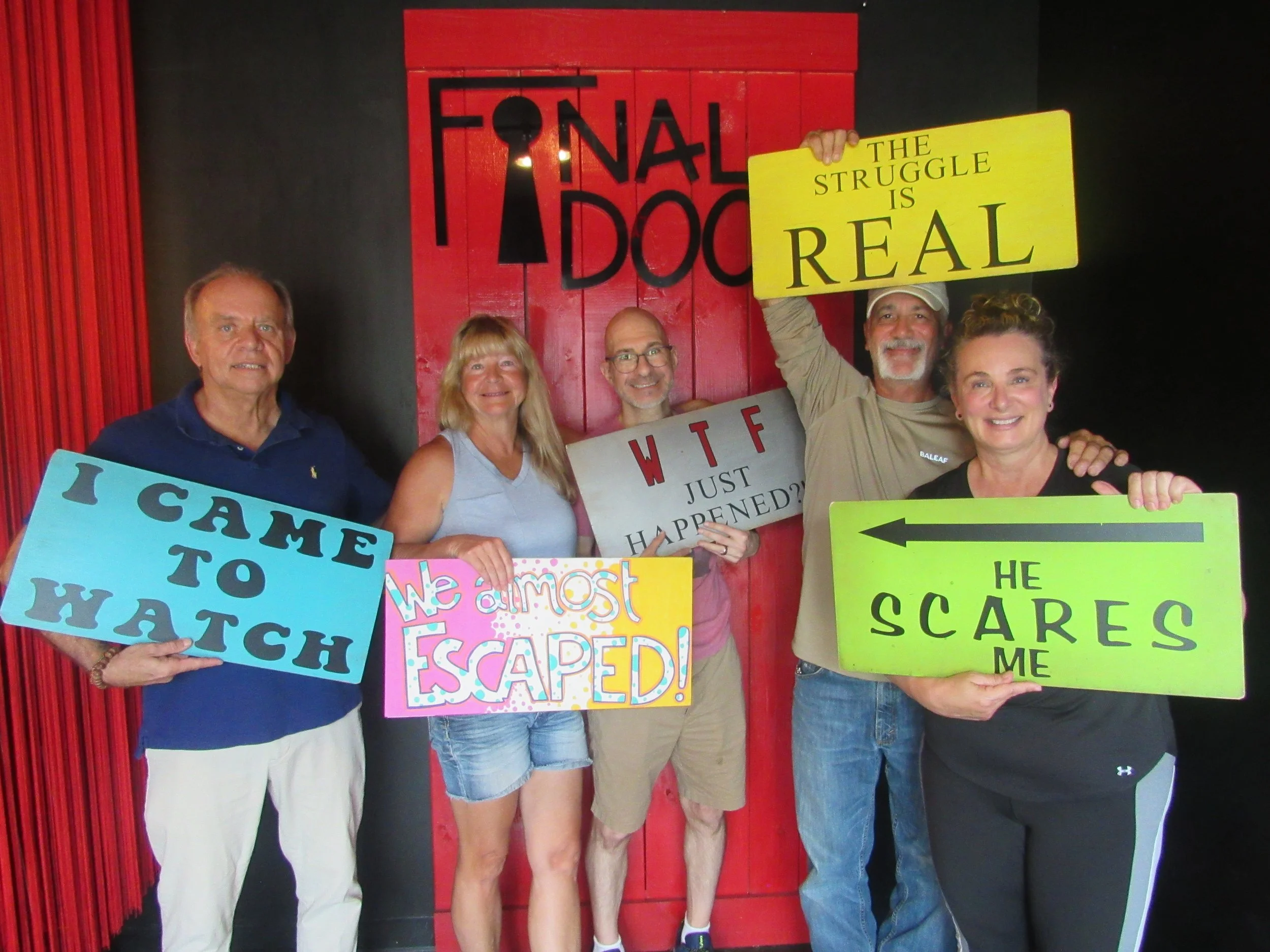 the-final-door-escape-room-columbia-sc-team-photos-08-10-24 (5).JPG
