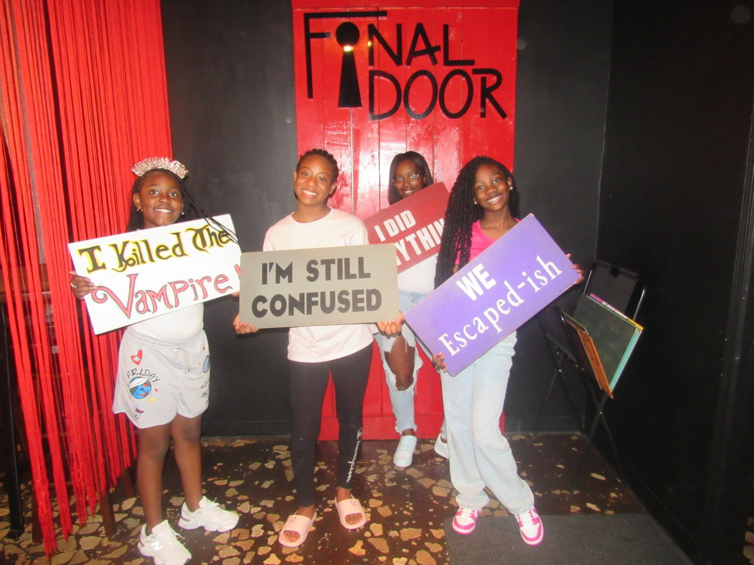the-final-door-escape-room-columbia-sc-team-photos-08-10-24 (16).JPG