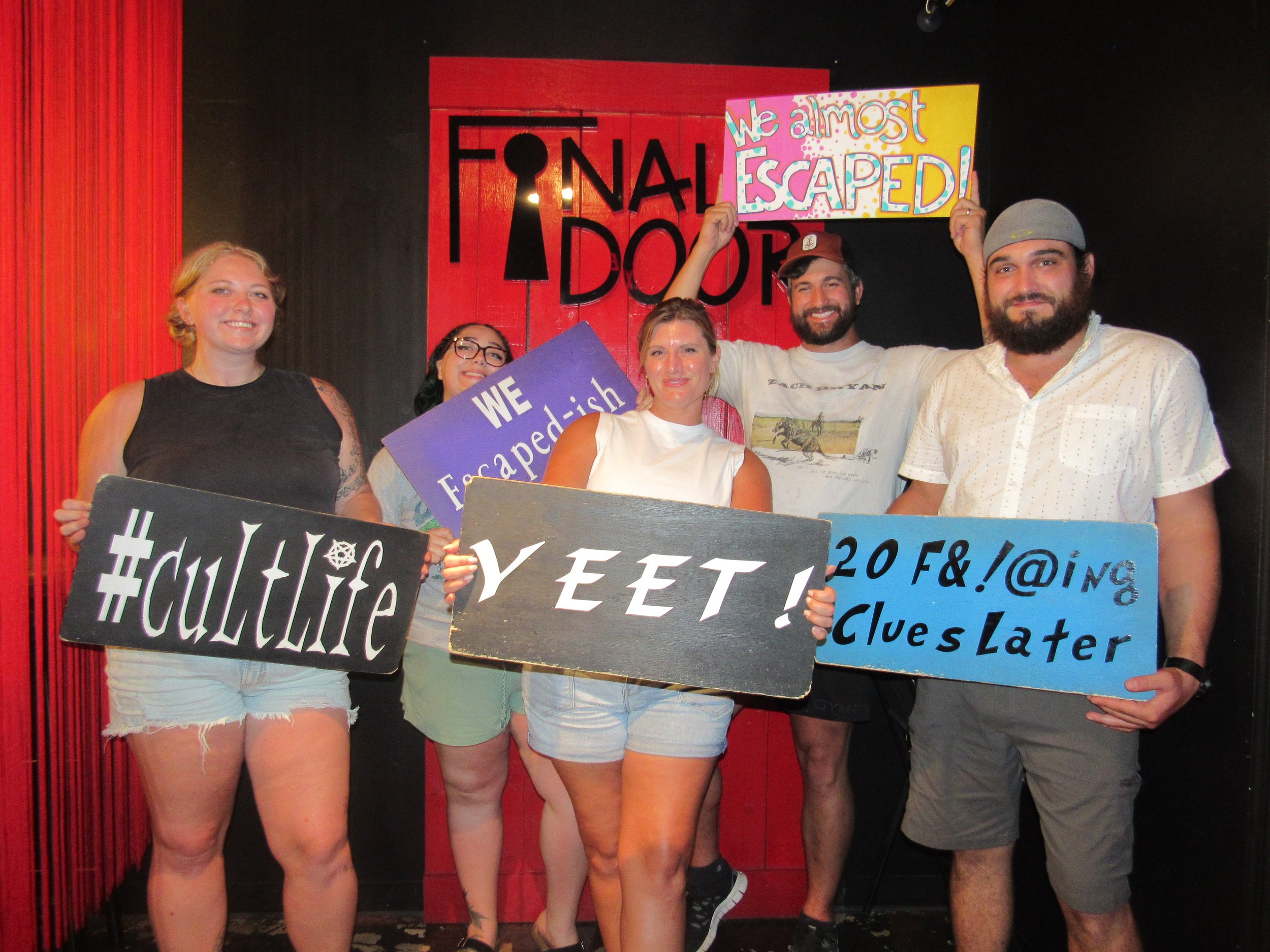 the-final-door-escape-room-columbia-sc-team-photos-08-17-24 (17).JPG