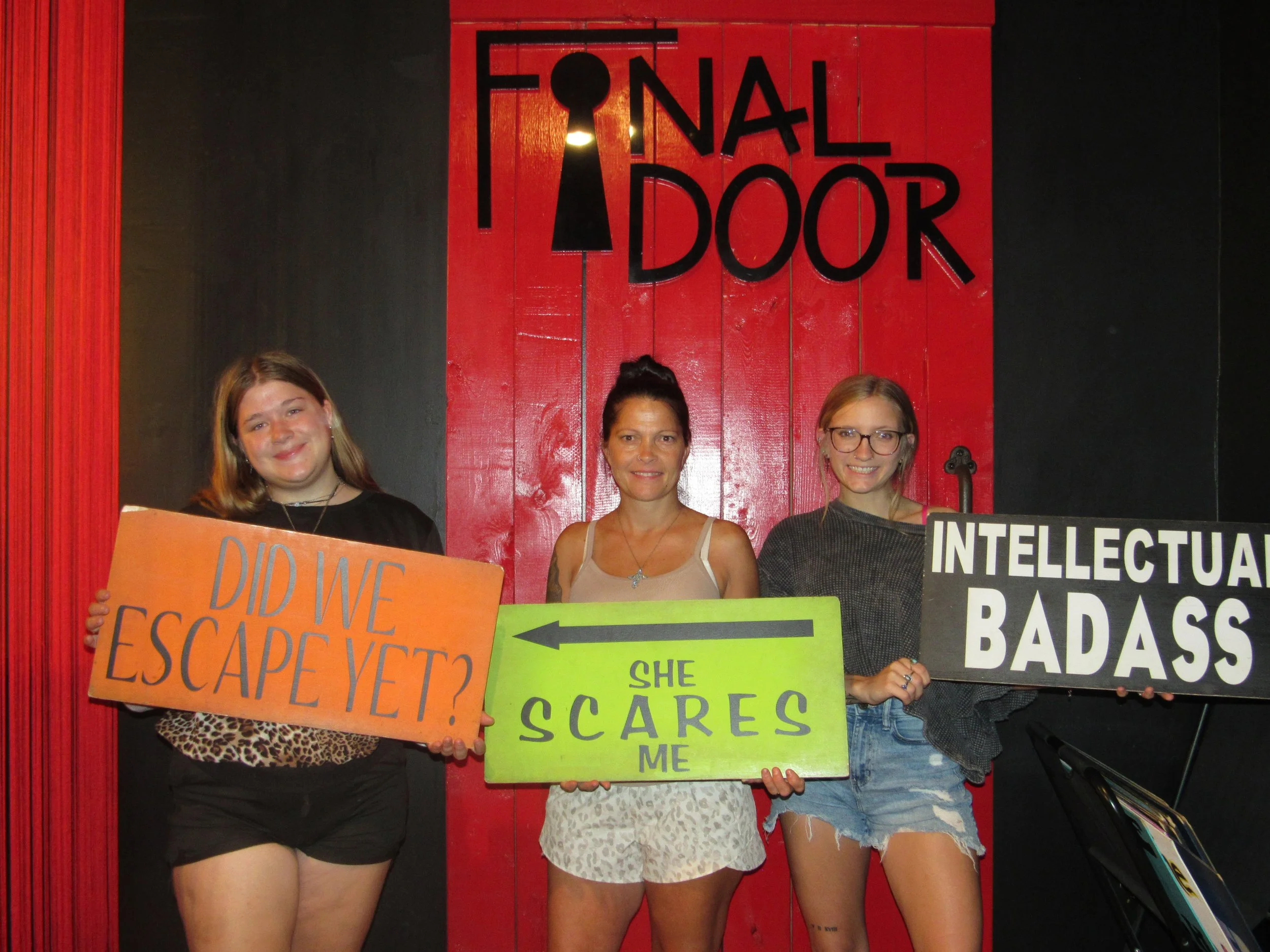 the-final-door-escape-room-columbia-sc-team-photos-08-17-24 (24).JPG