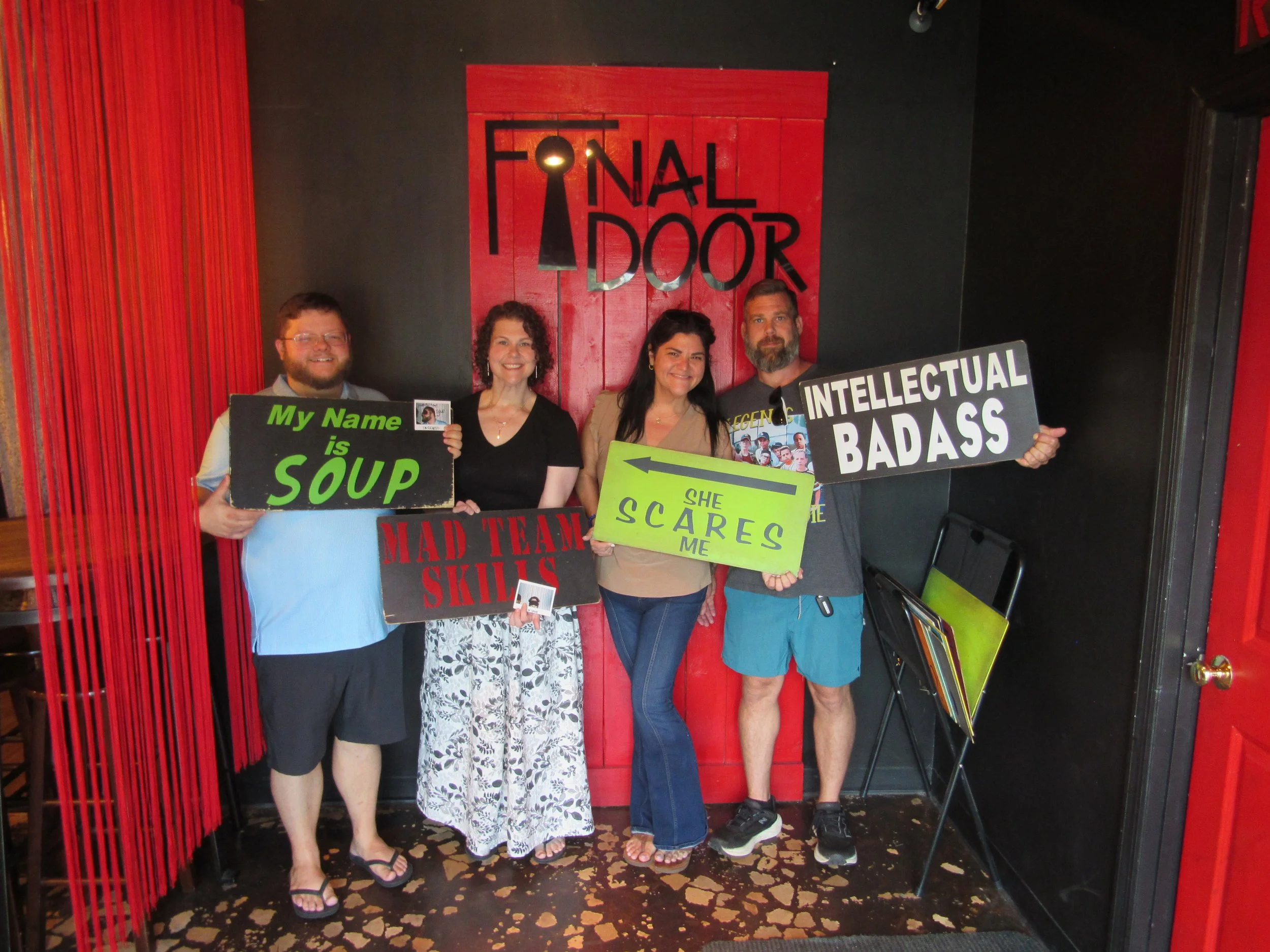 the-final-door-escape-room-columbia-sc-team-photos-09-01-24 (5).JPG