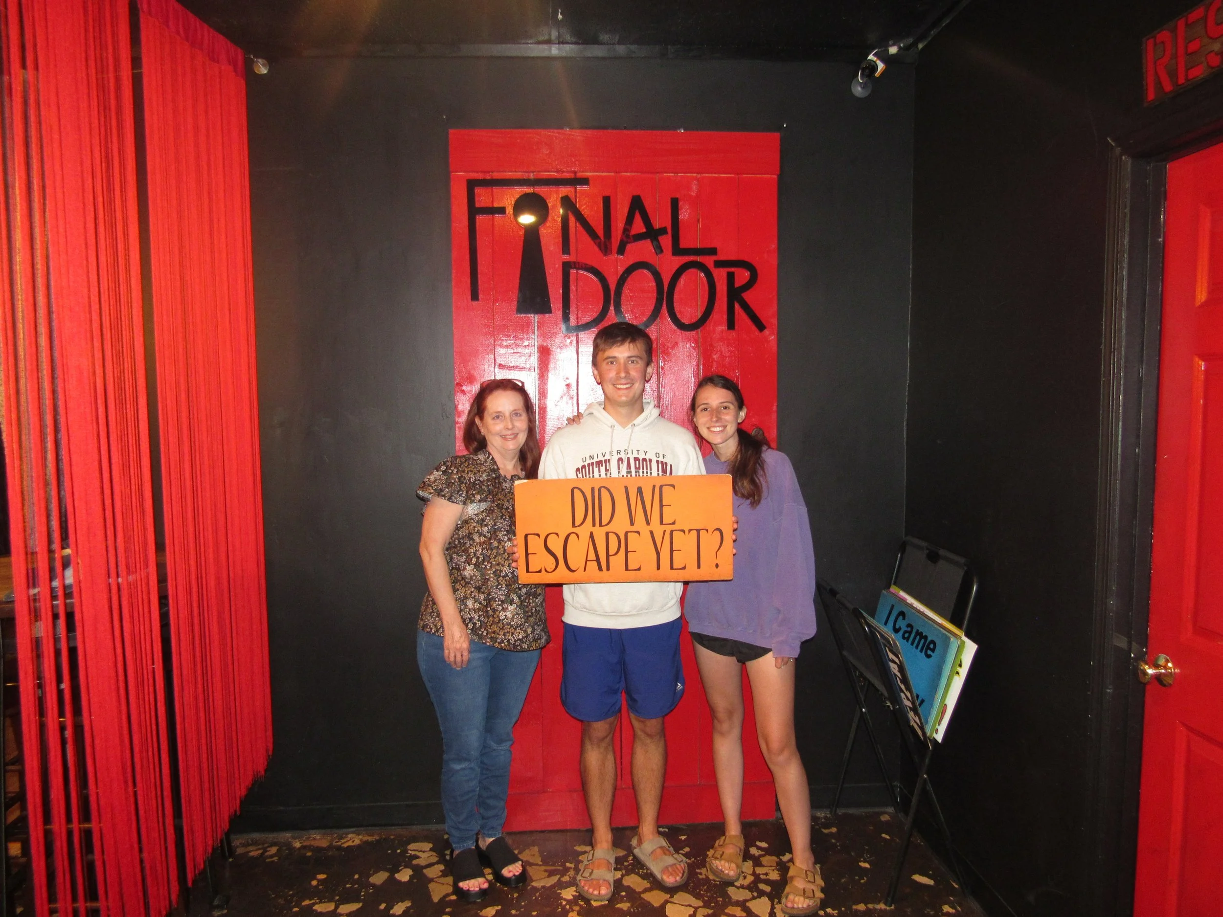 the-final-door-escape-room-columbia-sc-team-photos-09-01-24 (12).JPG
