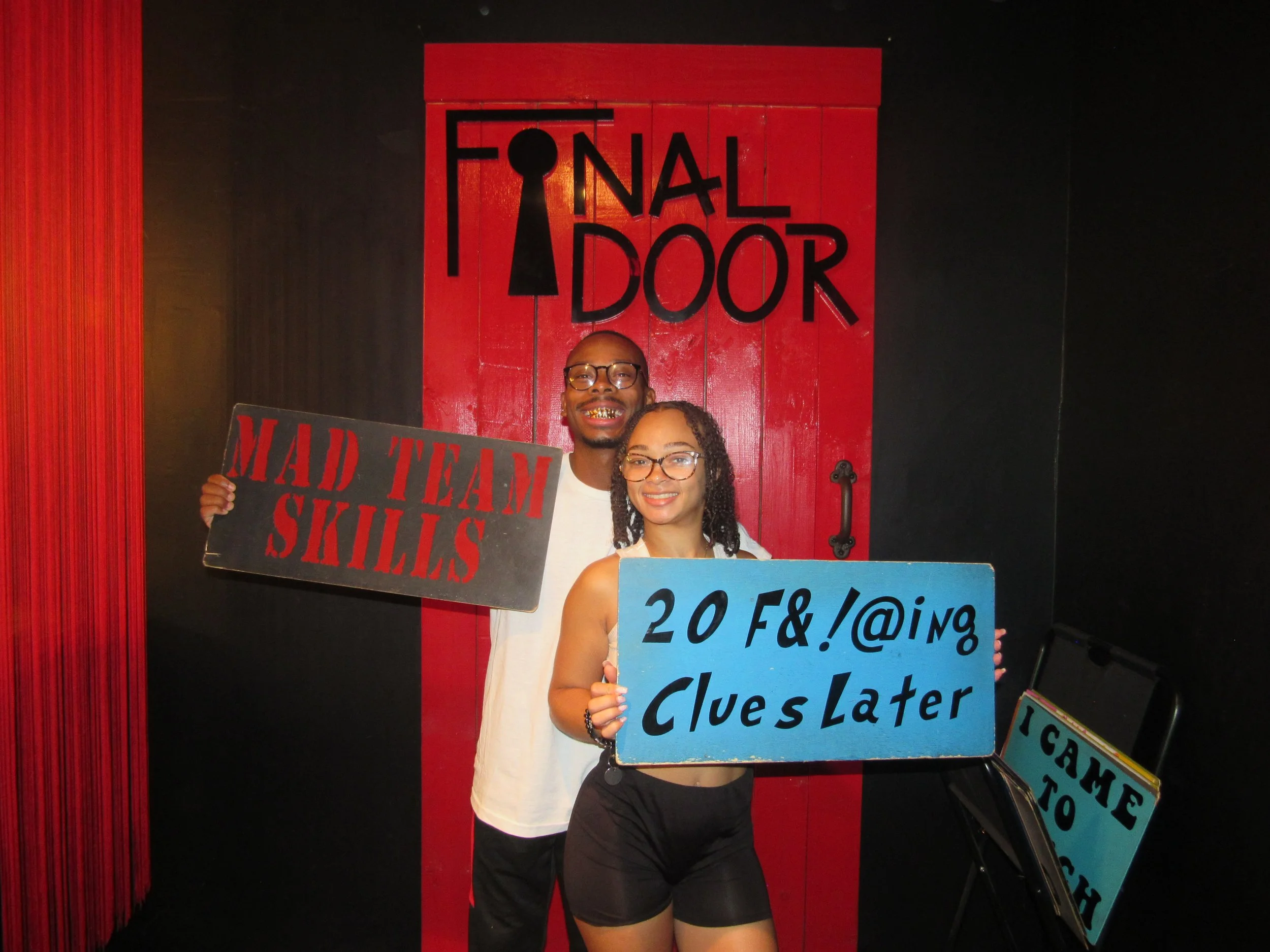 the-final-door-escape-room-columbia-sc-team-photos-09-05-24 (5).JPG
