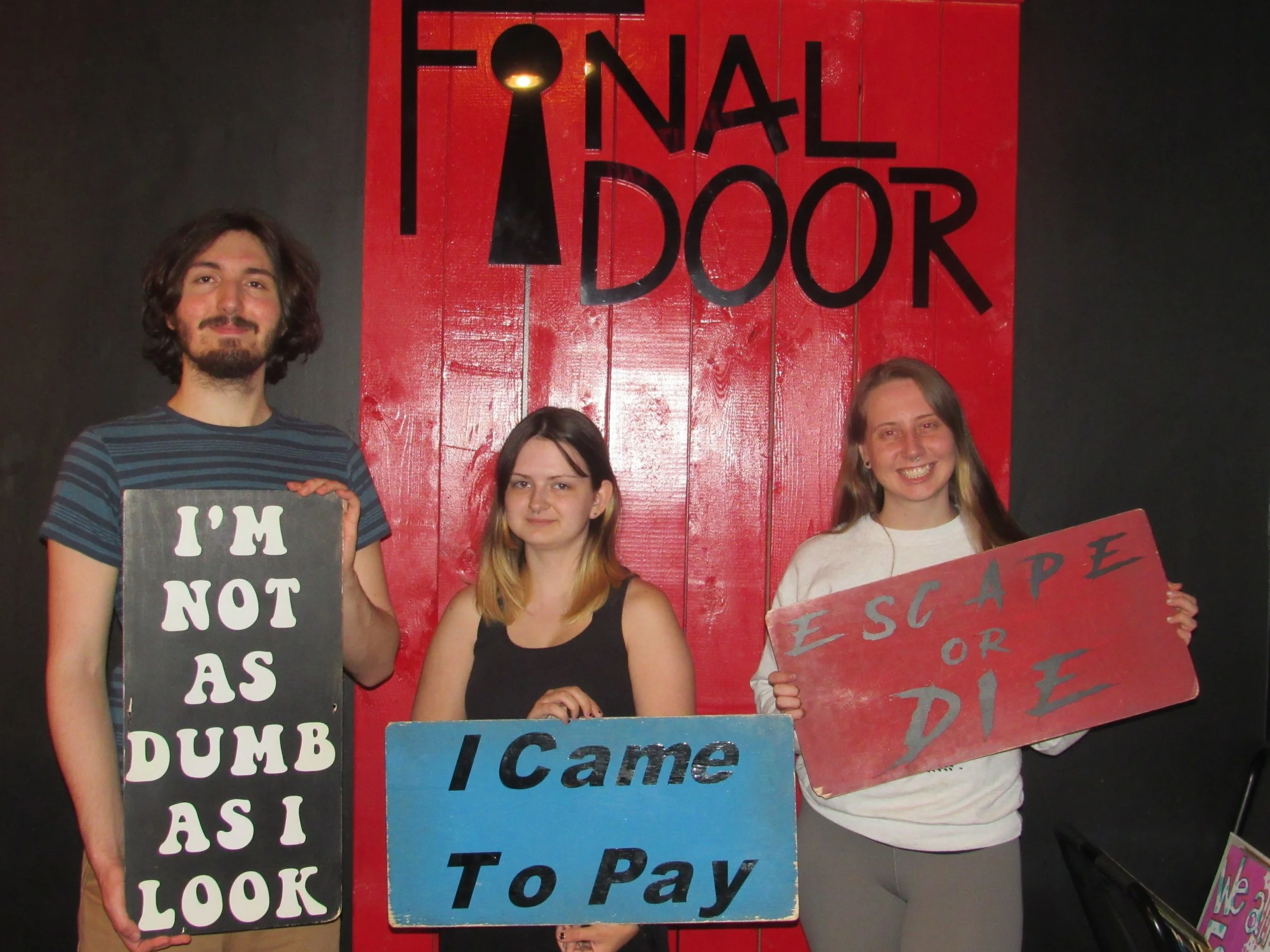 the-final-door-escape-room-columbia-sc-team-photos-09-06-24 (4).JPG