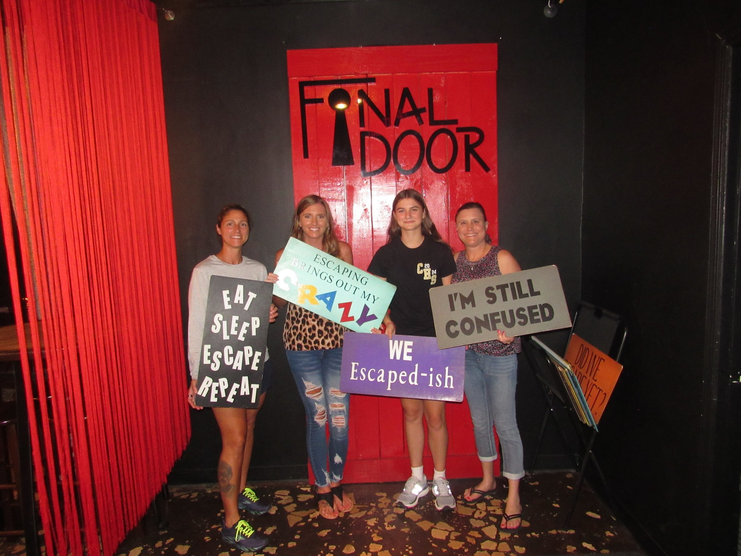 the-final-door-escape-room-columbia-sc-team-photos-09-06-24 (6).JPG