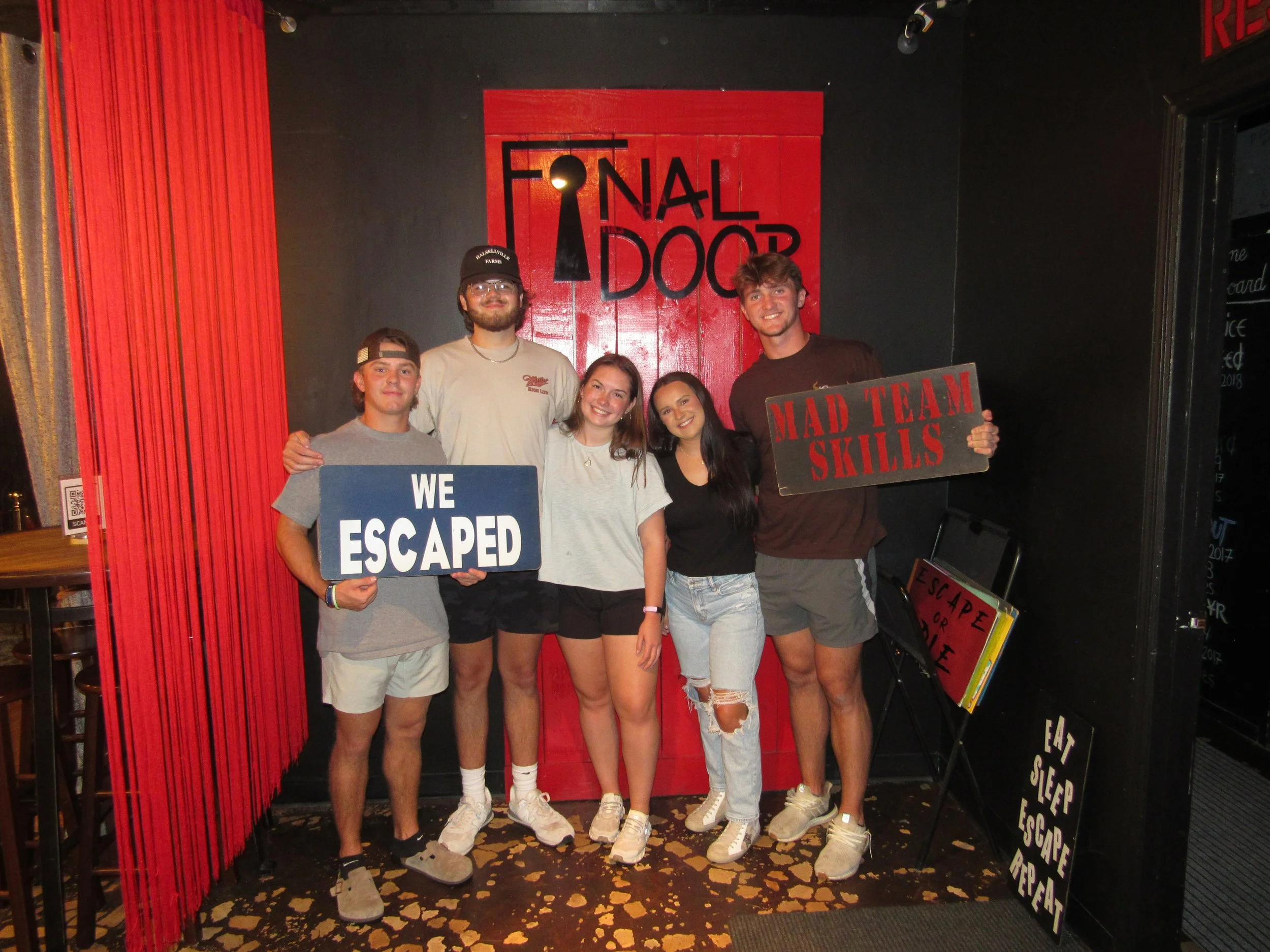 the-final-door-escape-room-columbia-sc-team-photos-09-13-24 (3).JPG