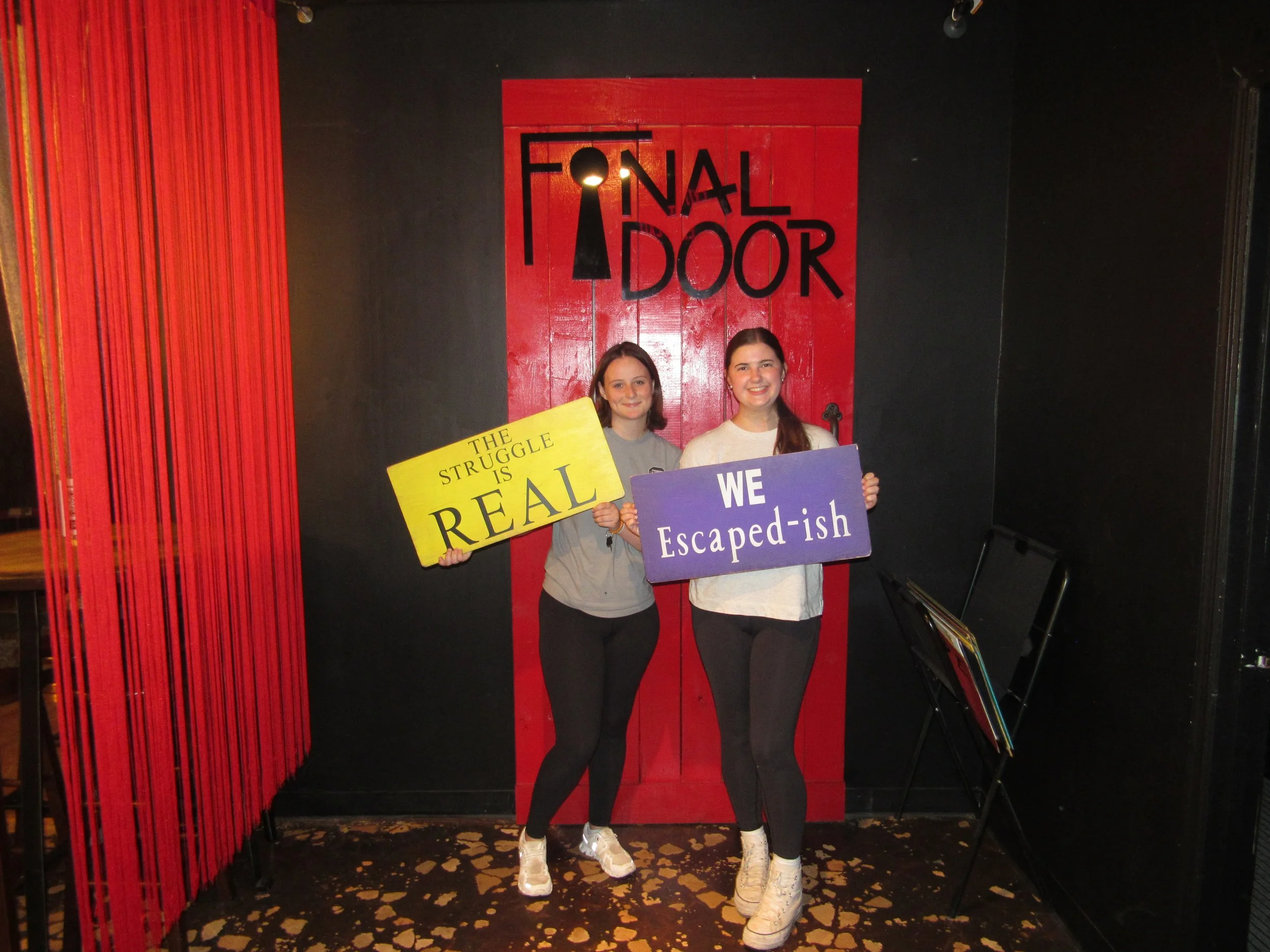 the-final-door-escape-room-columbia-sc-team-photos-09-13-24 (8).JPG