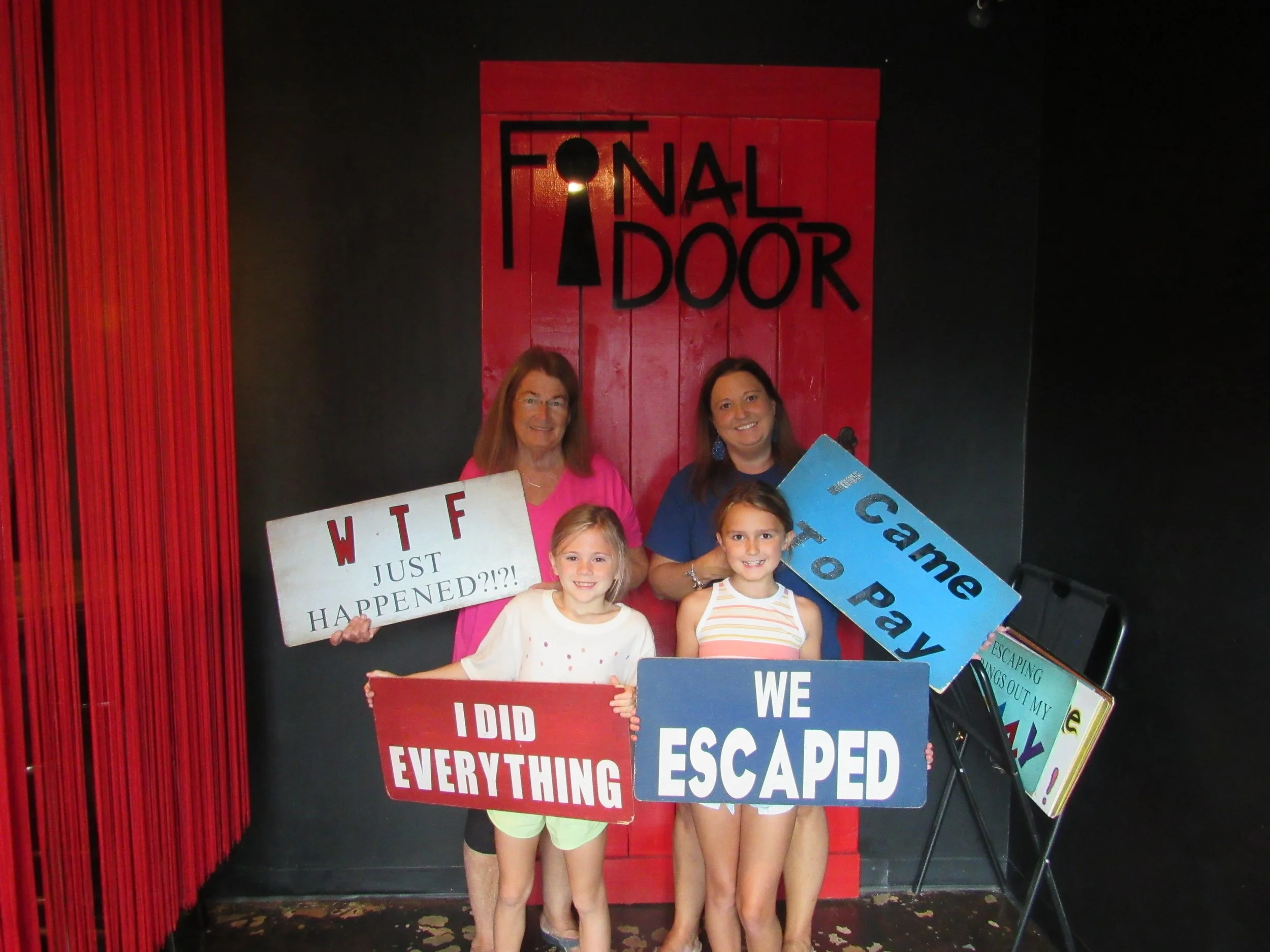 the-final-door-escape-room-columbia-sc-team-photos-09-14-24 (4).JPG