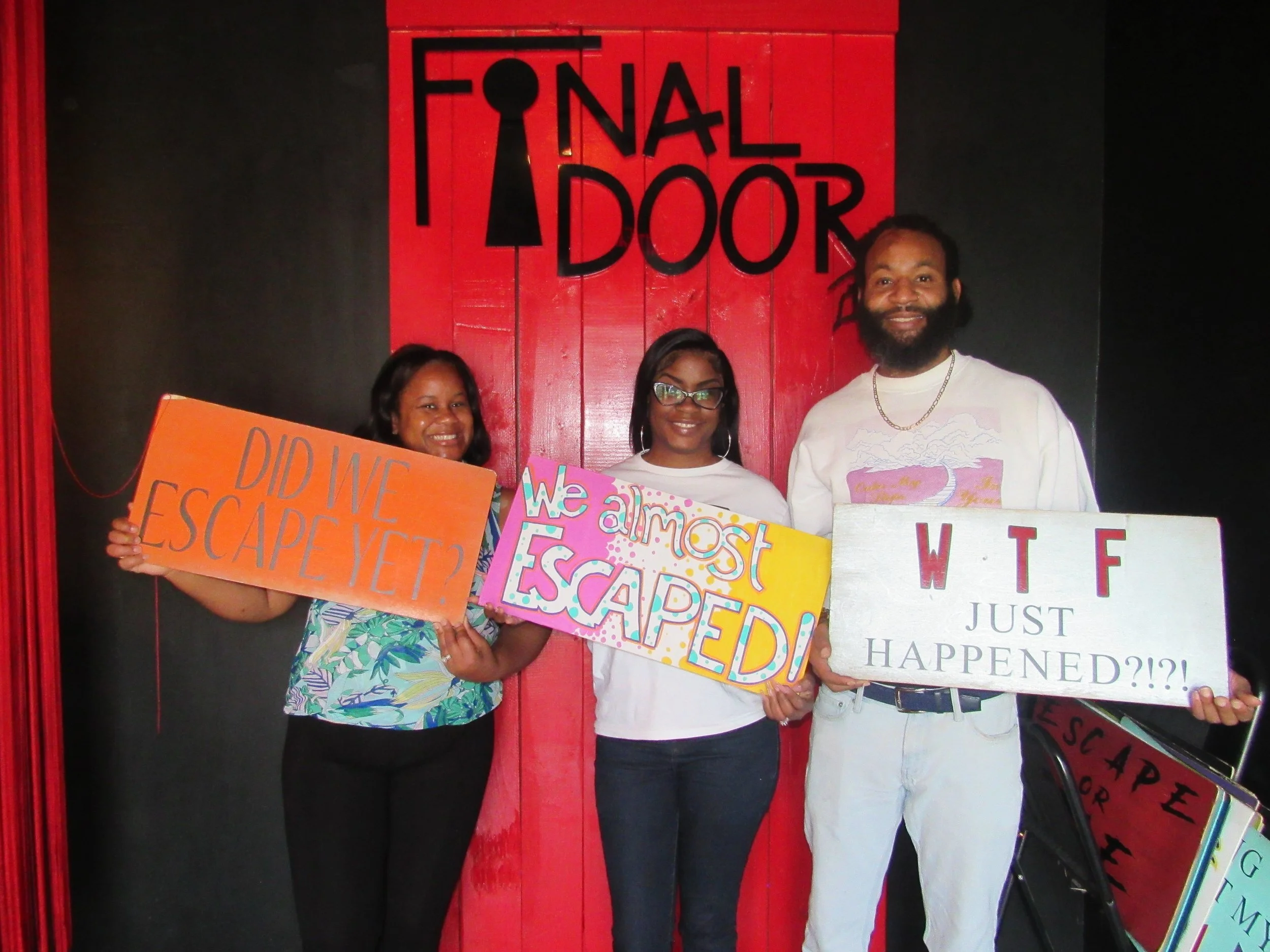 the-final-door-escape-room-columbia-sc-team-photos-09-14-24 (6).JPG