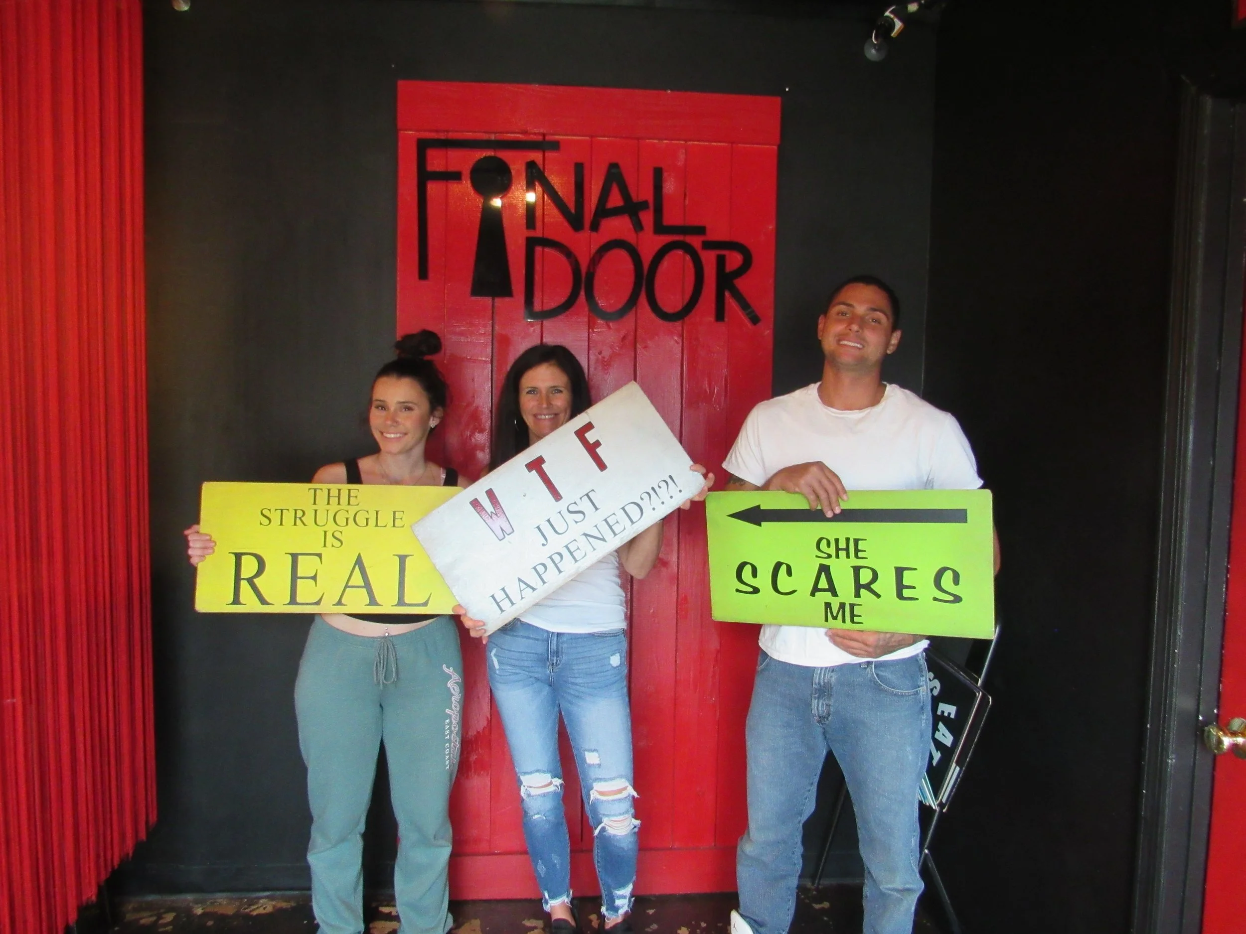 the-final-door-escape-room-columbia-sc-team-photos-09-14-24 (7).JPG