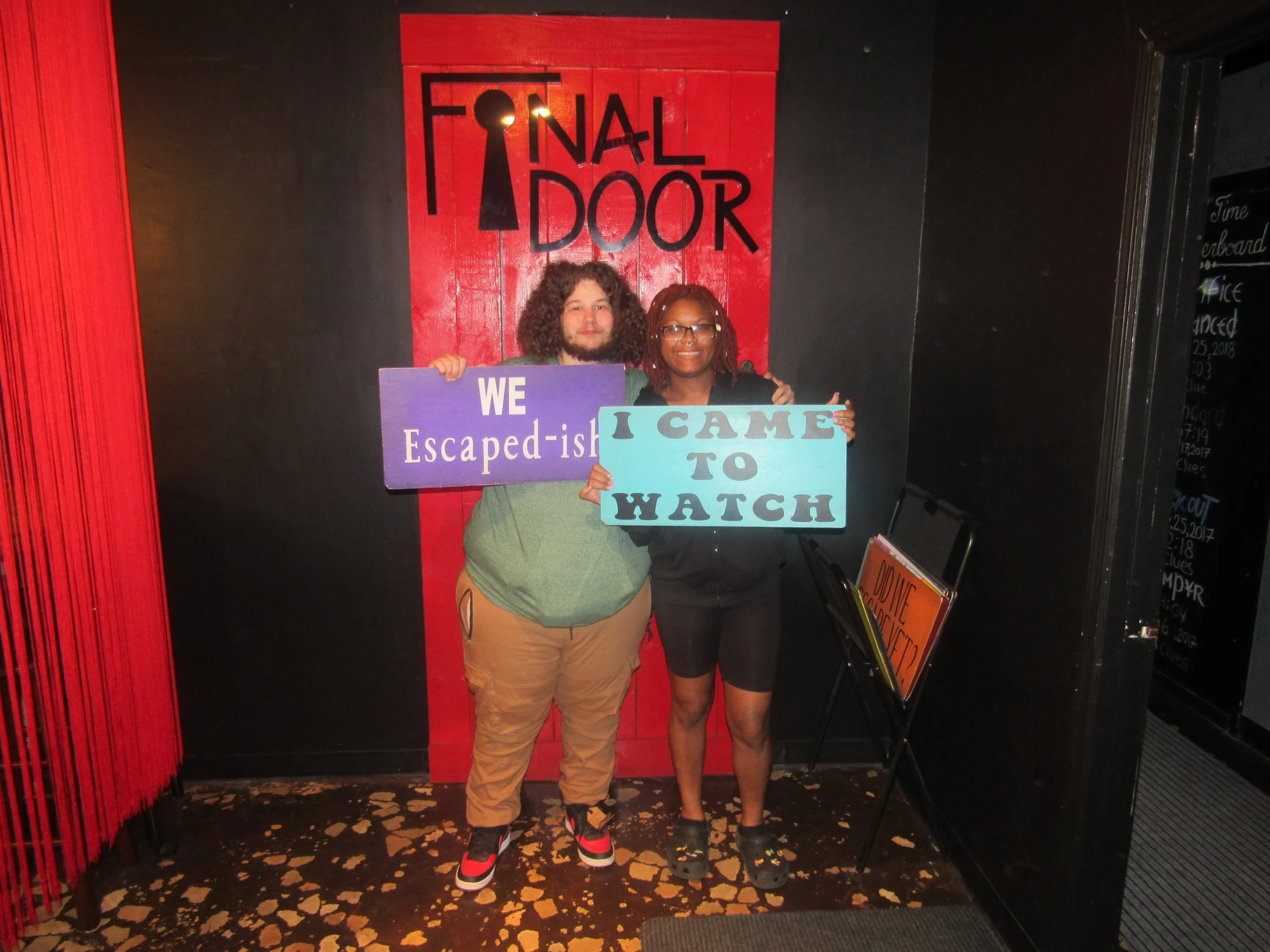 the-final-door-escape-room-columbia-sc-team-photos-10-04-24 (6).JPG
