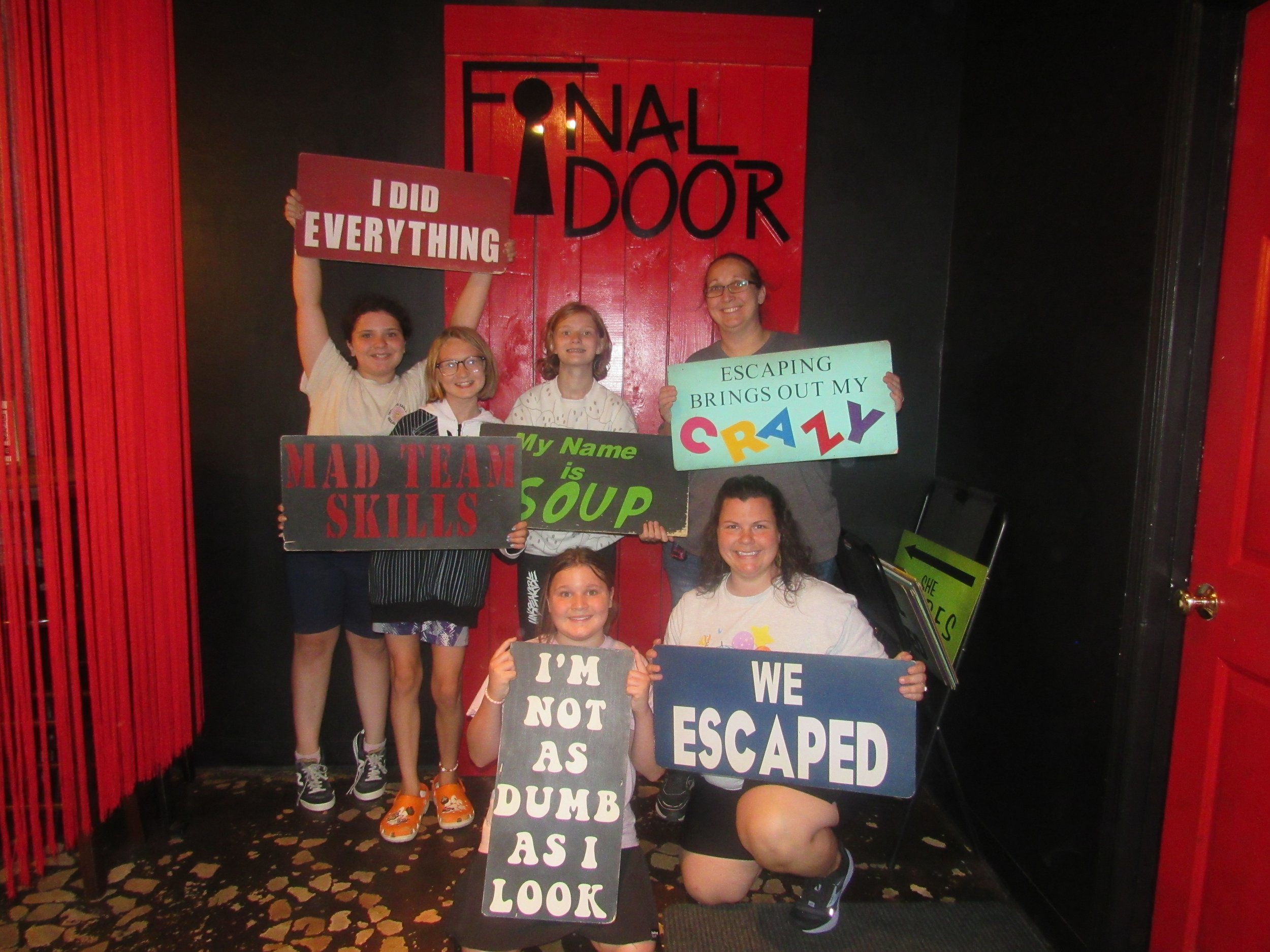 the-final-door-escape-room-columbia-sc-team-photos-10-04-24 (7).JPG