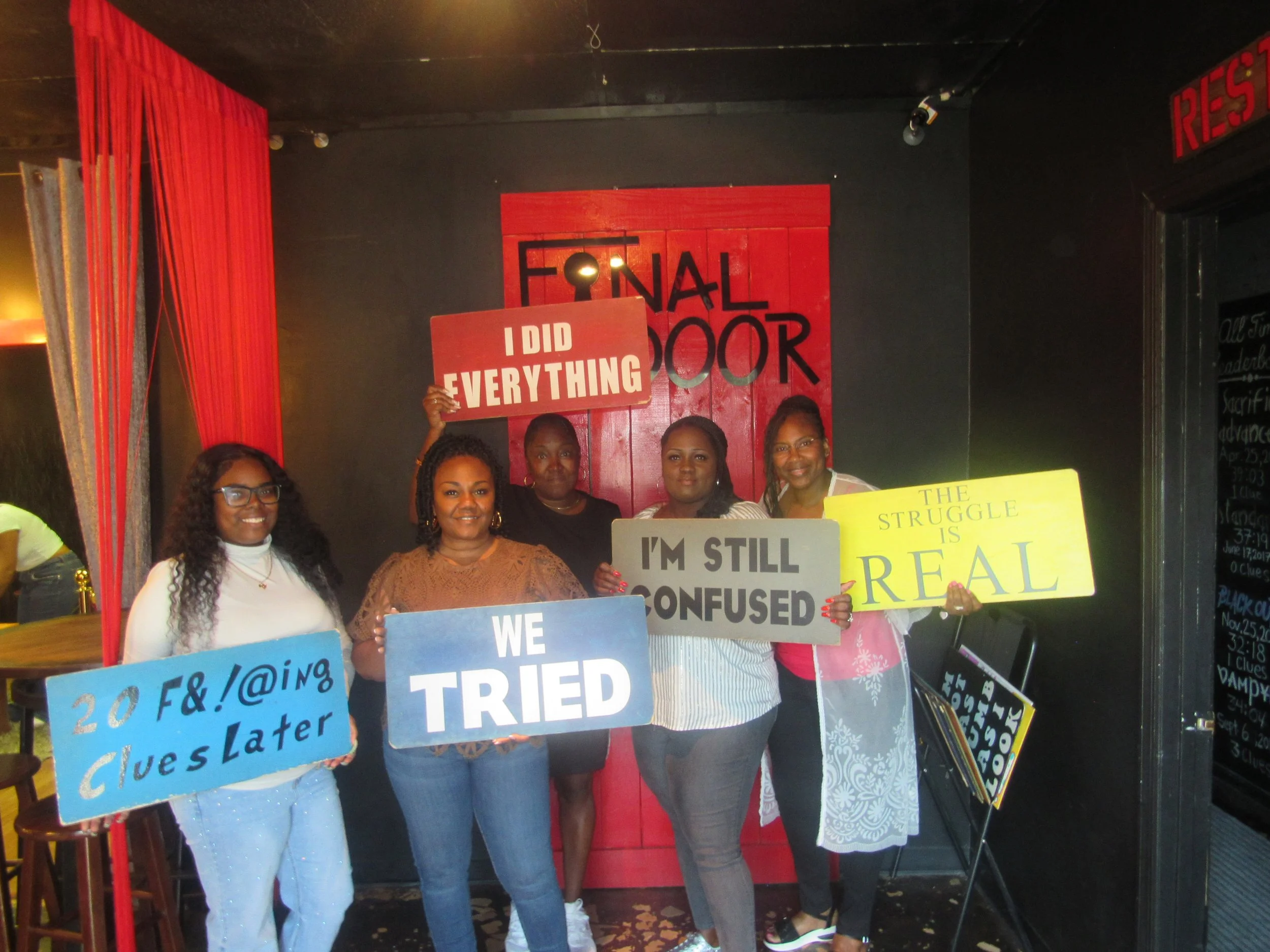 the-final-door-escape-room-columbia-sc-team-photos-10-05-24 (8).JPG