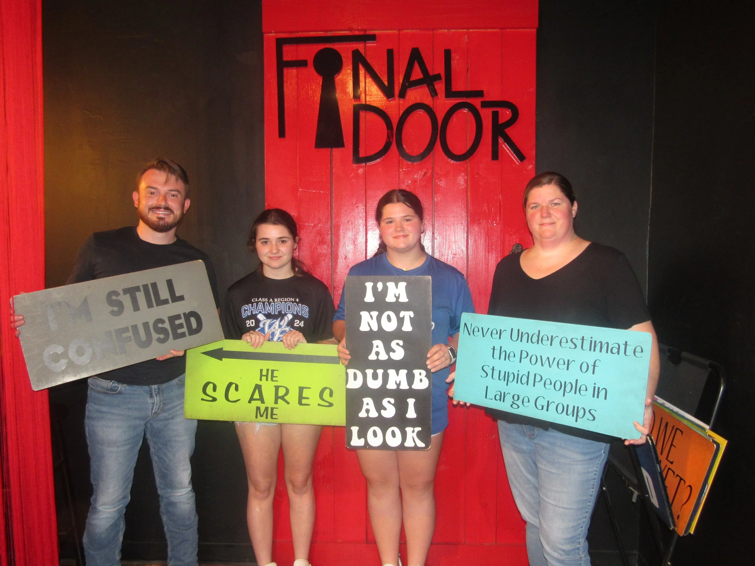 the-final-door-escape-room-columbia-sc-team-photos-10-05-24 (10).JPG