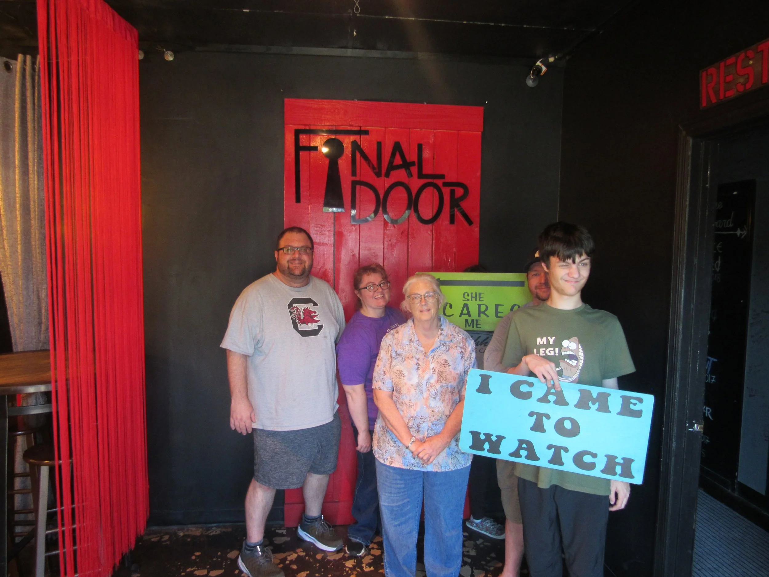 the-final-door-escape-room-columbia-sc-team-photos-10-11-24 (5).JPG