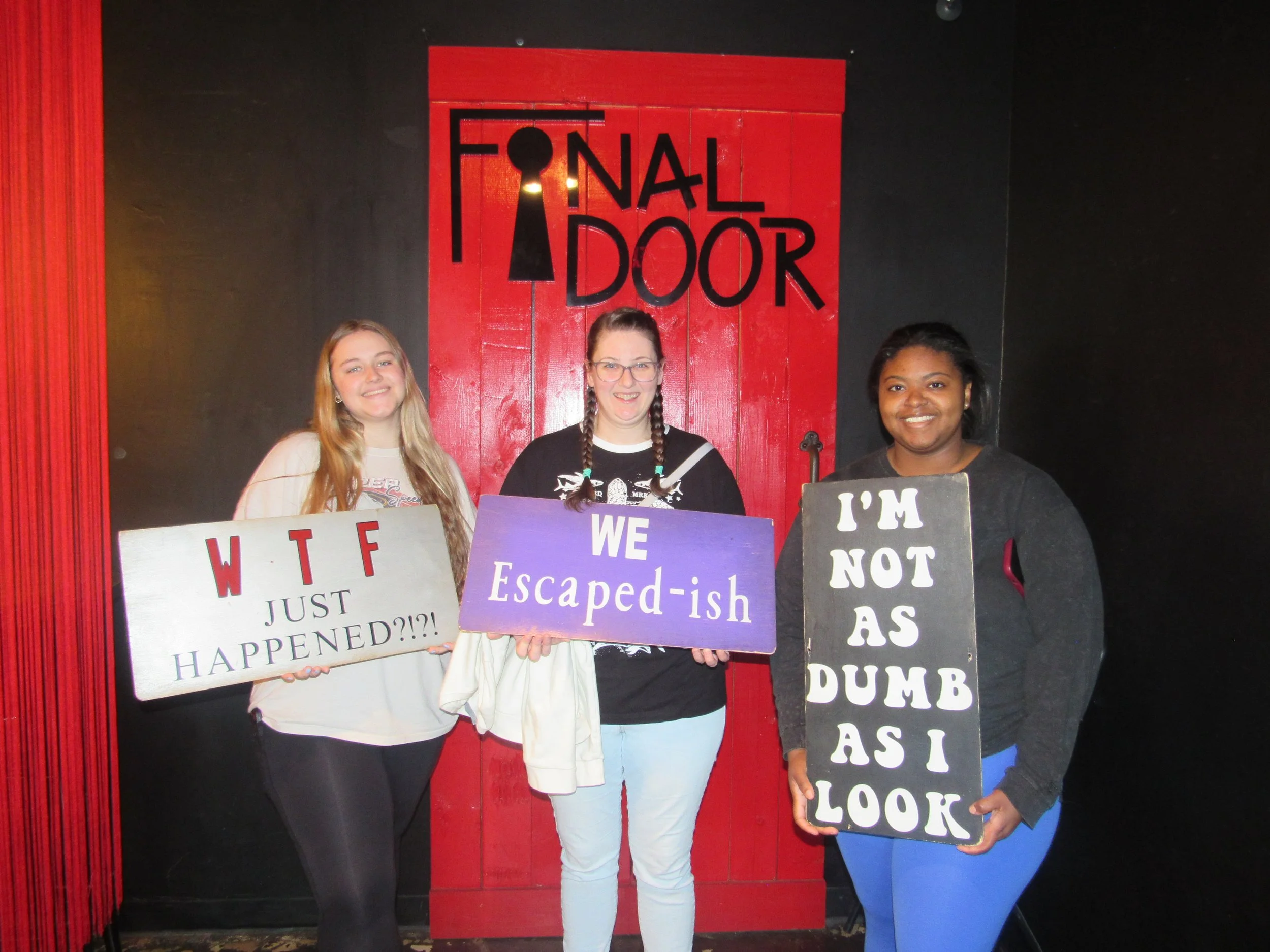 the-final-door-escape-room-columbia-sc-team-photos-11-10-24 (2).JPG