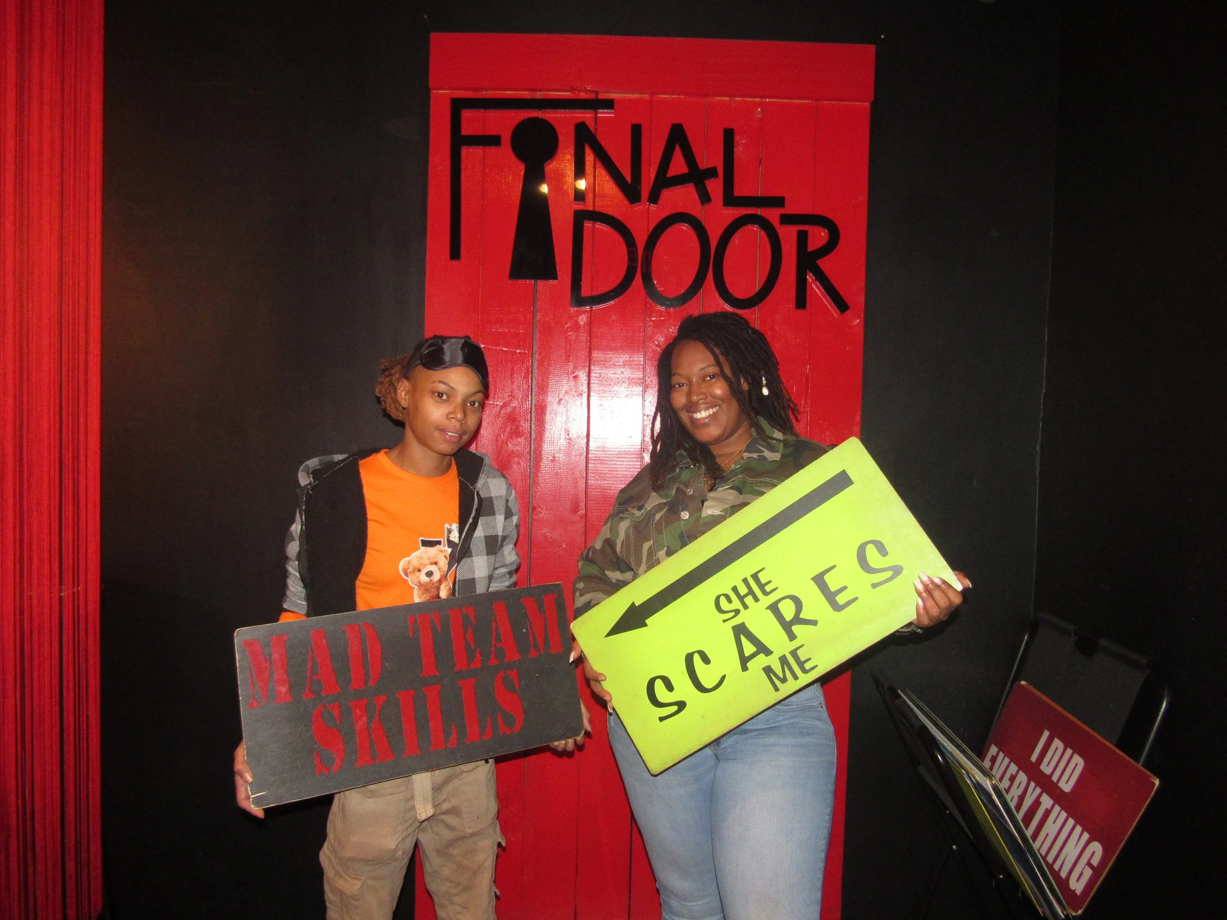 the-final-door-escape-room-columbia-sc-team-photos-11-22-24 (12).JPG