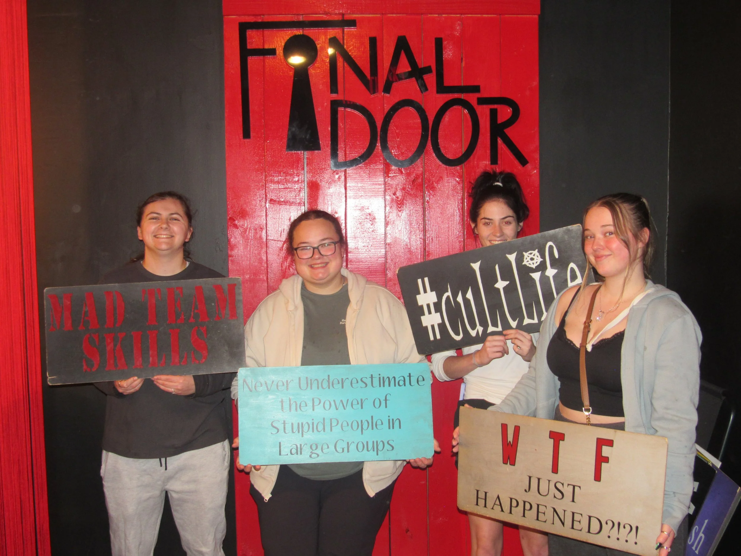 the-final-door-escape-room-columbia-sc-team-photos-11-26-24 (8).JPG
