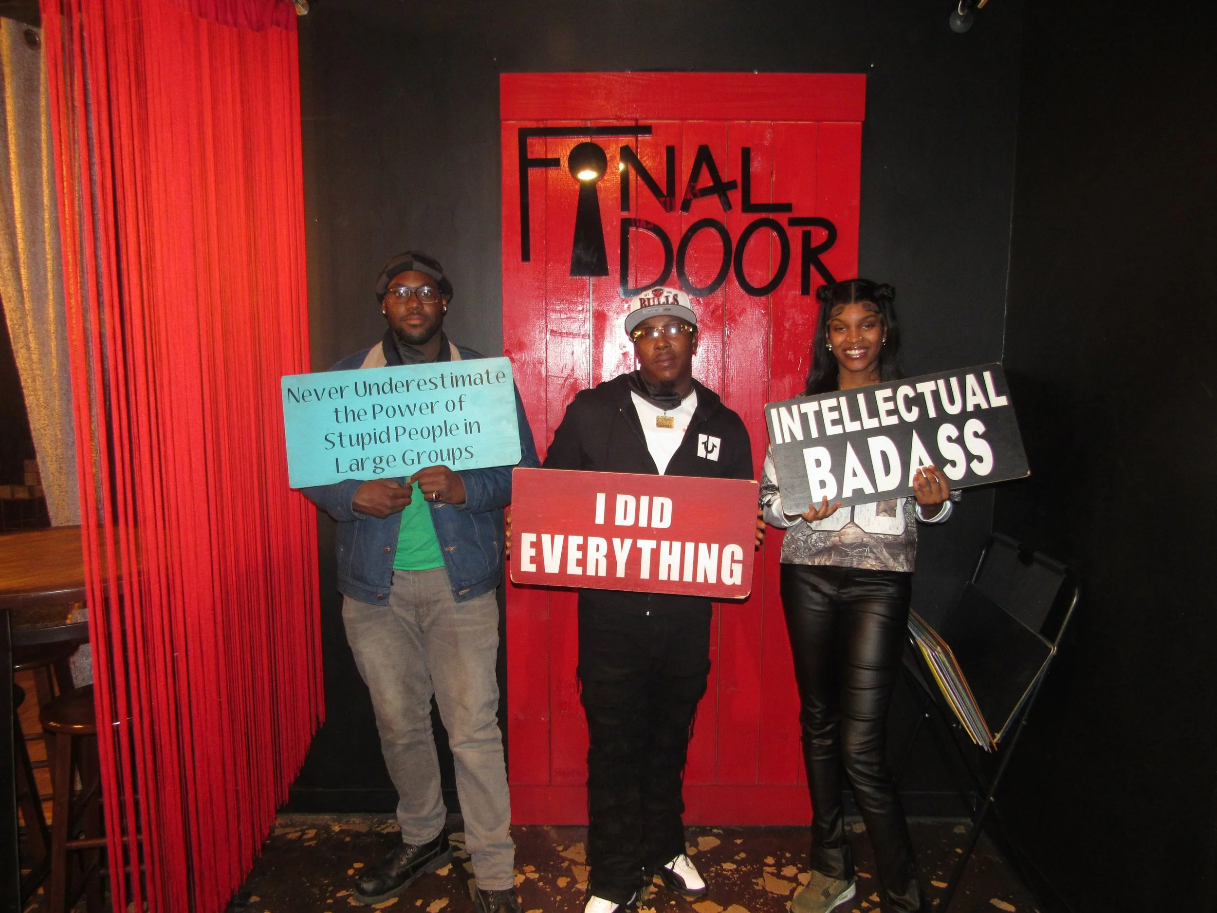 the-final-door-escape-room-columbia-sc-team-photos-12-15-24 (16).JPG