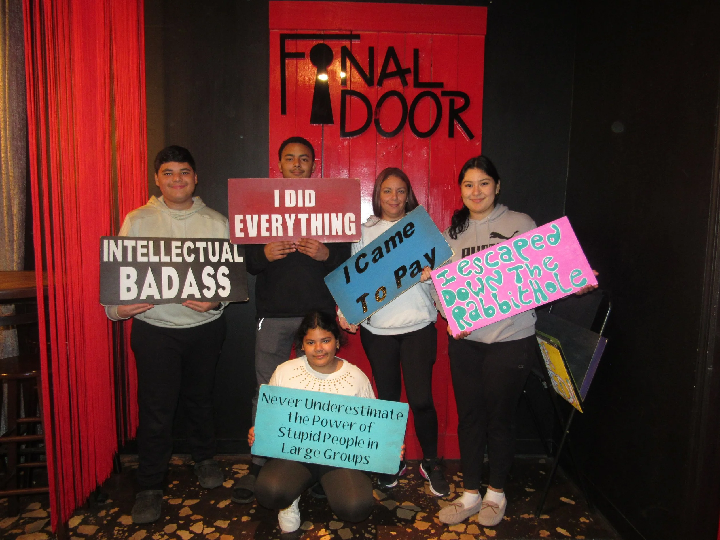 the-final-door-escape-room-columbia-sc-team-photos-12-20-24 (8).JPG
