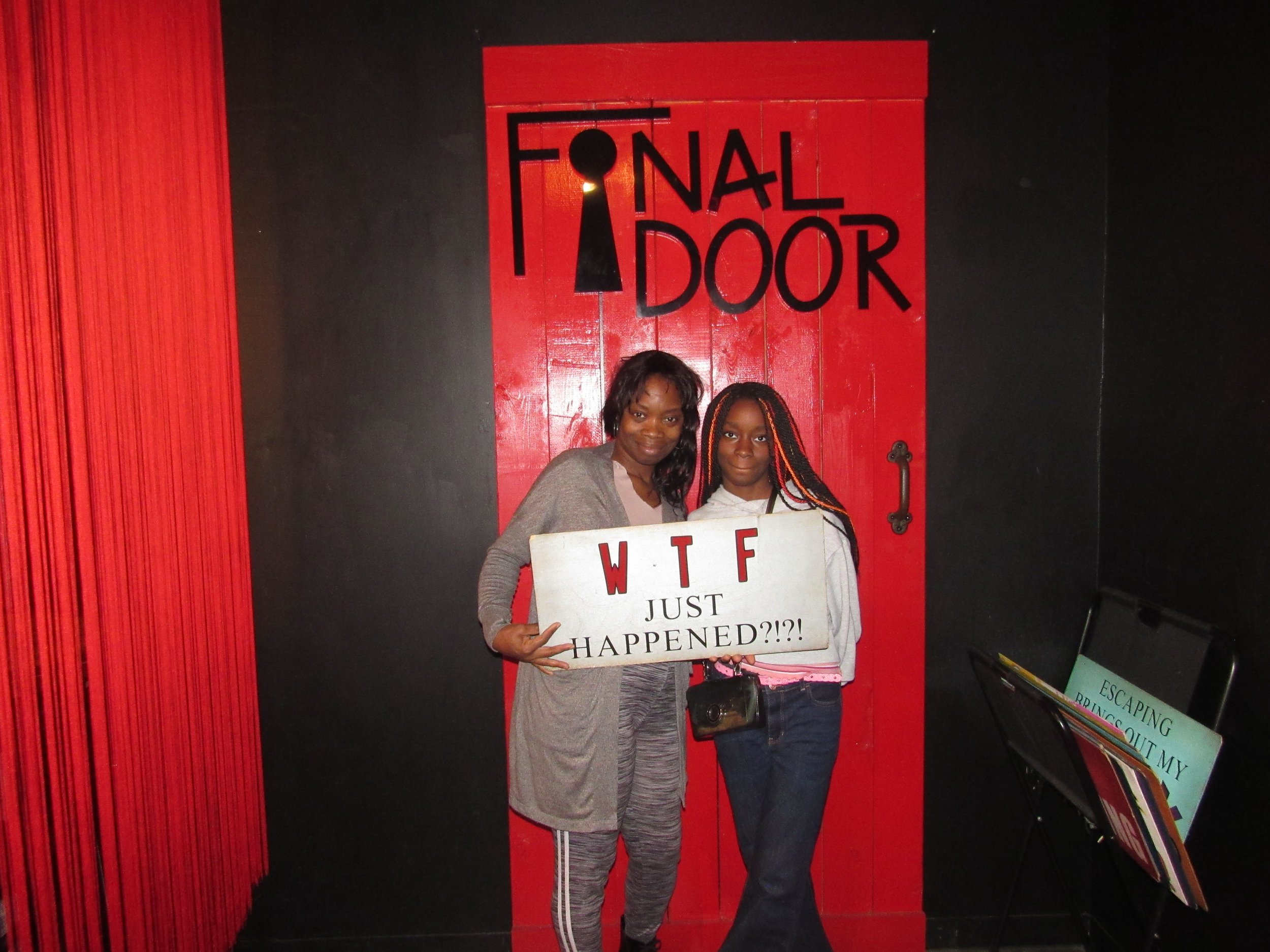 the-final-door-escape-room-columbia-sc-team-photos-1-1-25(6).JPG