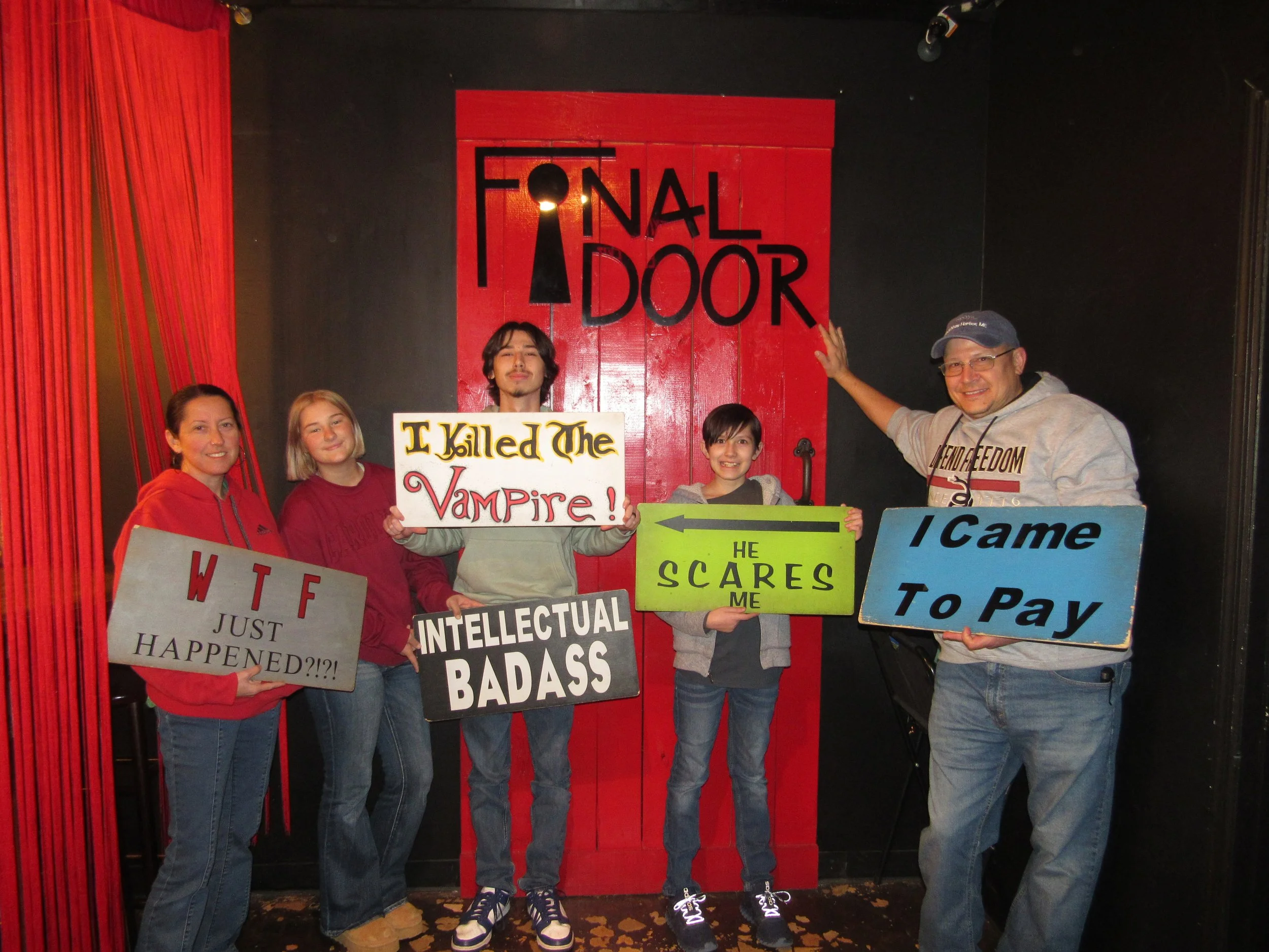 the-final-door-escape-room-columbia-sc-team-photos-1-2-25(14).JPG
