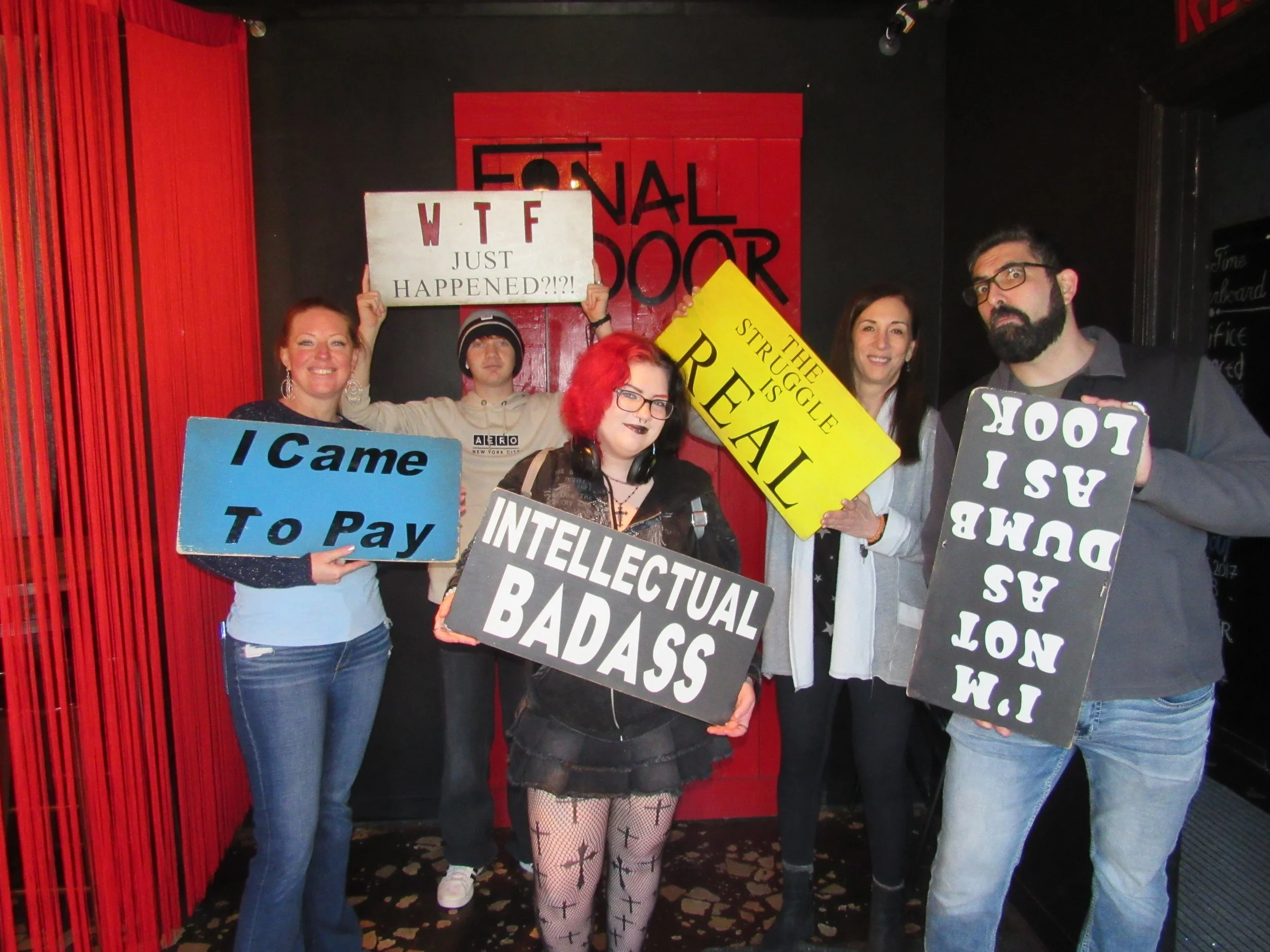 the-final-door-escape-room-columbia-sc-team-photos-1-4-25(6).JPG