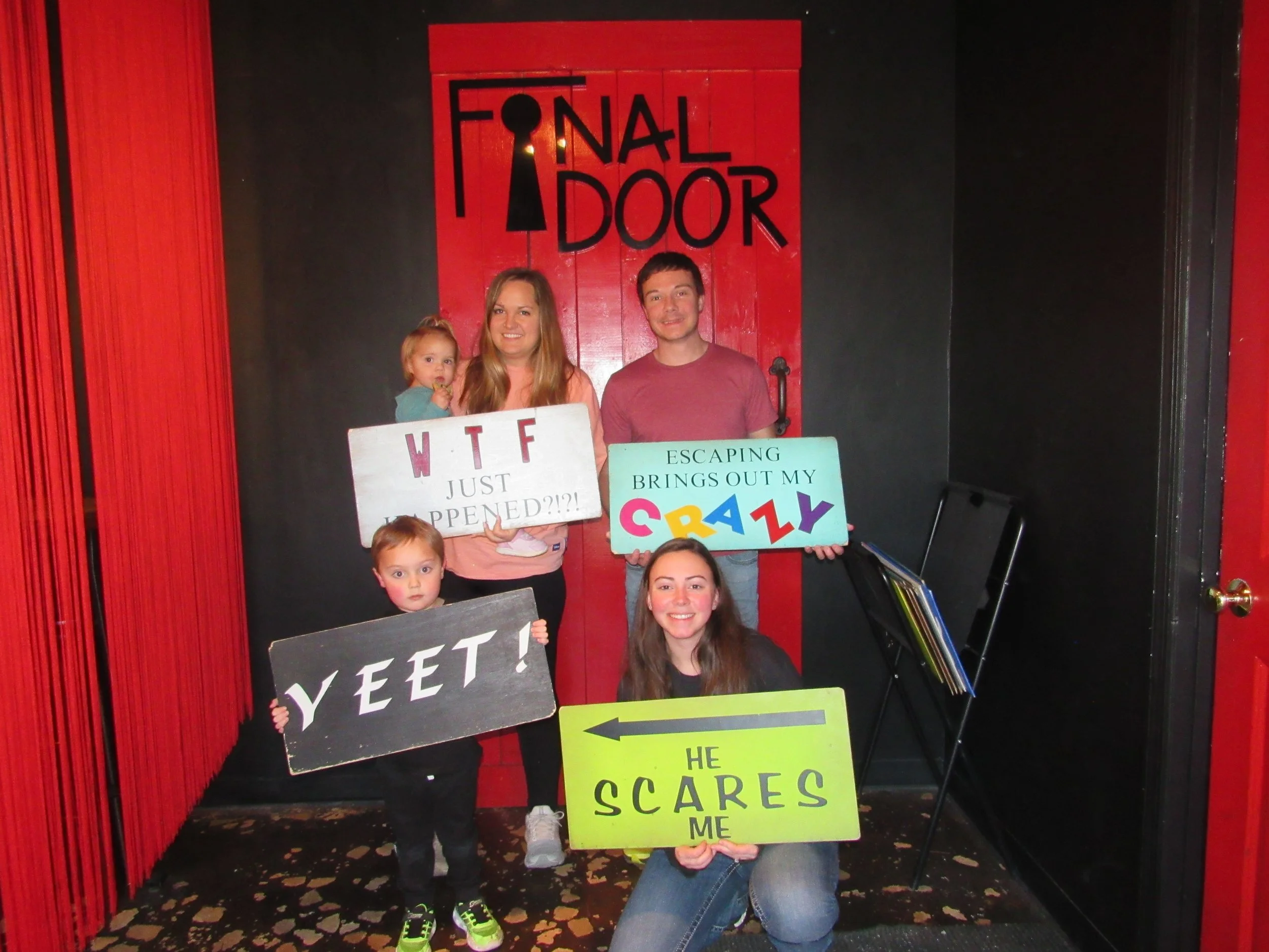 the-final-door-escape-room-columbia-sc-team-photos-1-4-25(9).JPG