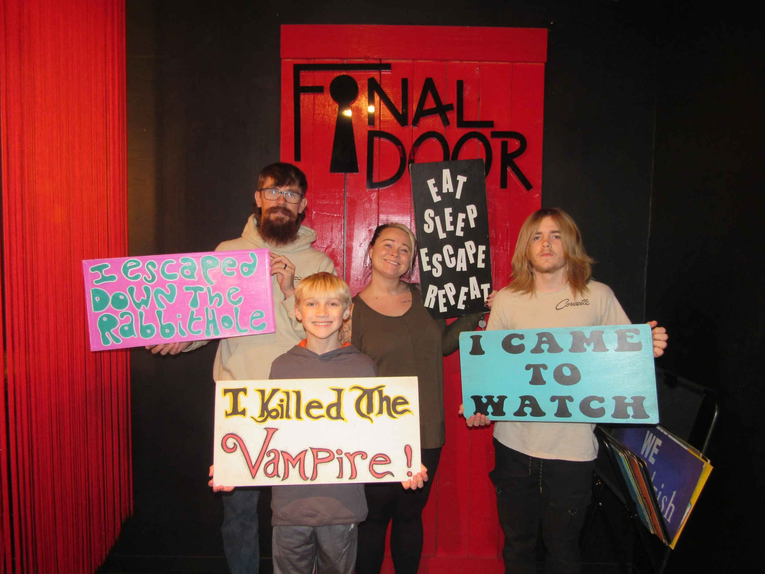 the-final-door-escape-room-columbia-sc-team-photos-1-4-25(13).JPG