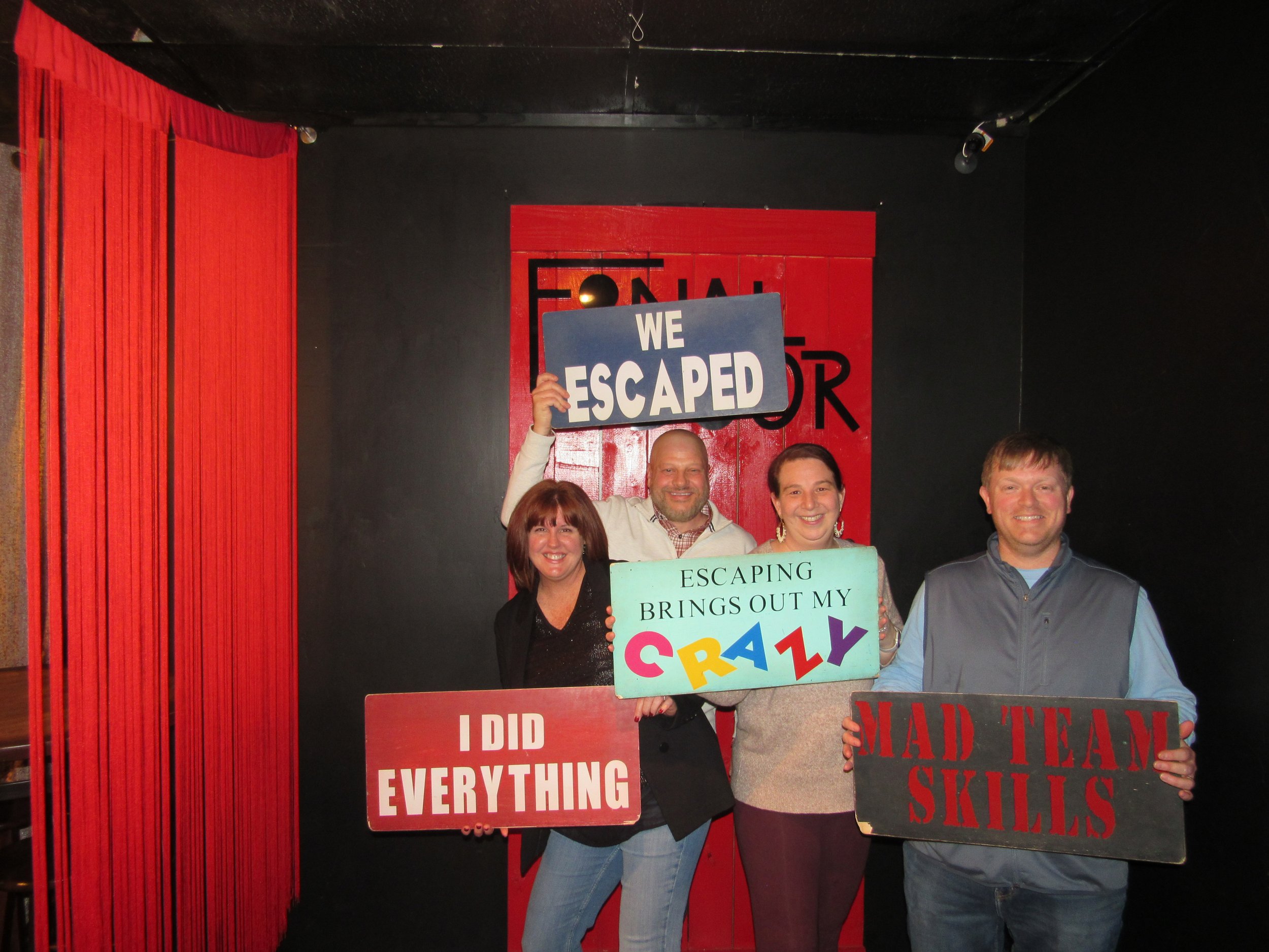 the-final-door-escape-room-columbia-sc-team-photos-1-4-25(16).JPG