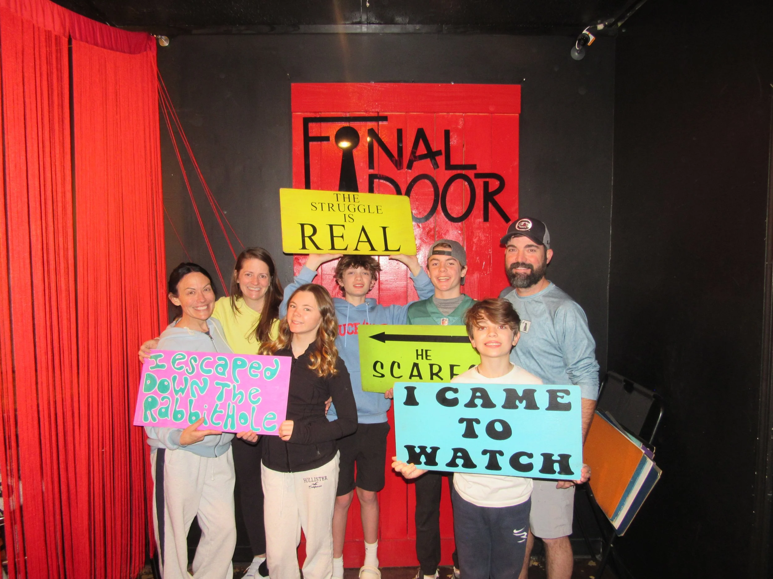 the-final-door-escape-room-columbia-sc-team-photos-1-5-25(7).JPG