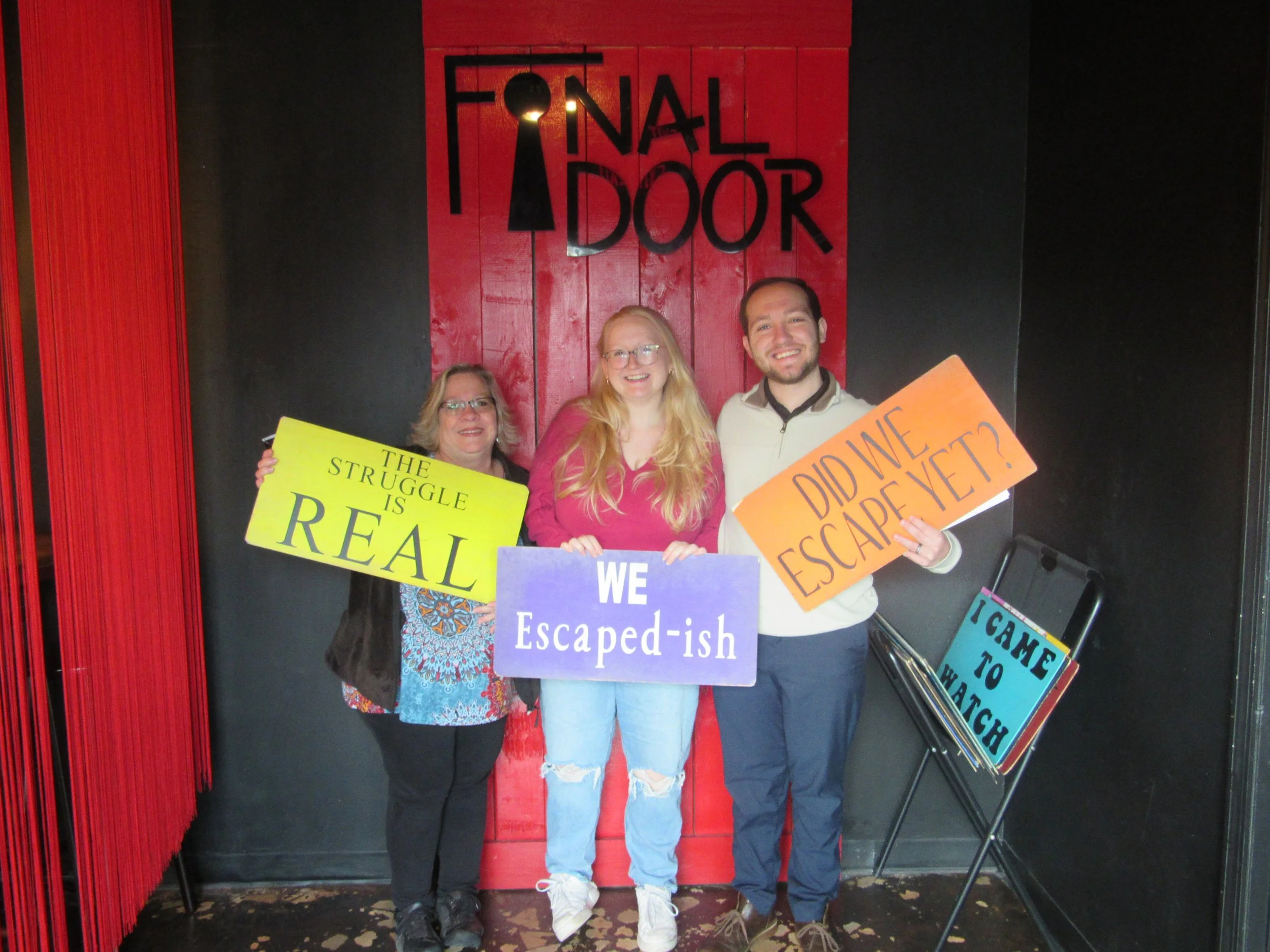 the-final-door-escape-room-columbia-sc-team-photos-1-11-25(8).JPG