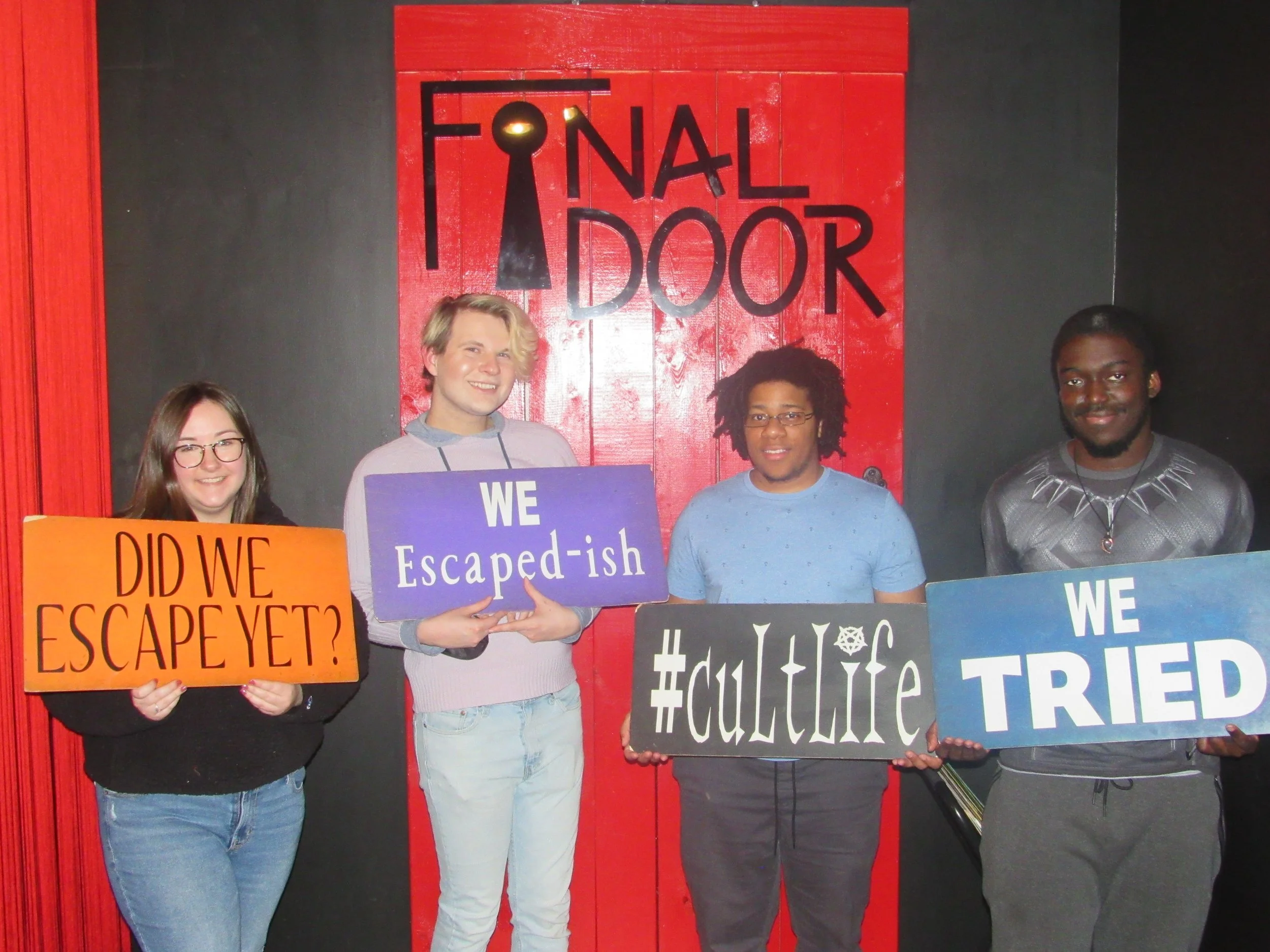 the-final-door-escape-room-columbia-sc-team-photos-1-11-25(13).JPG