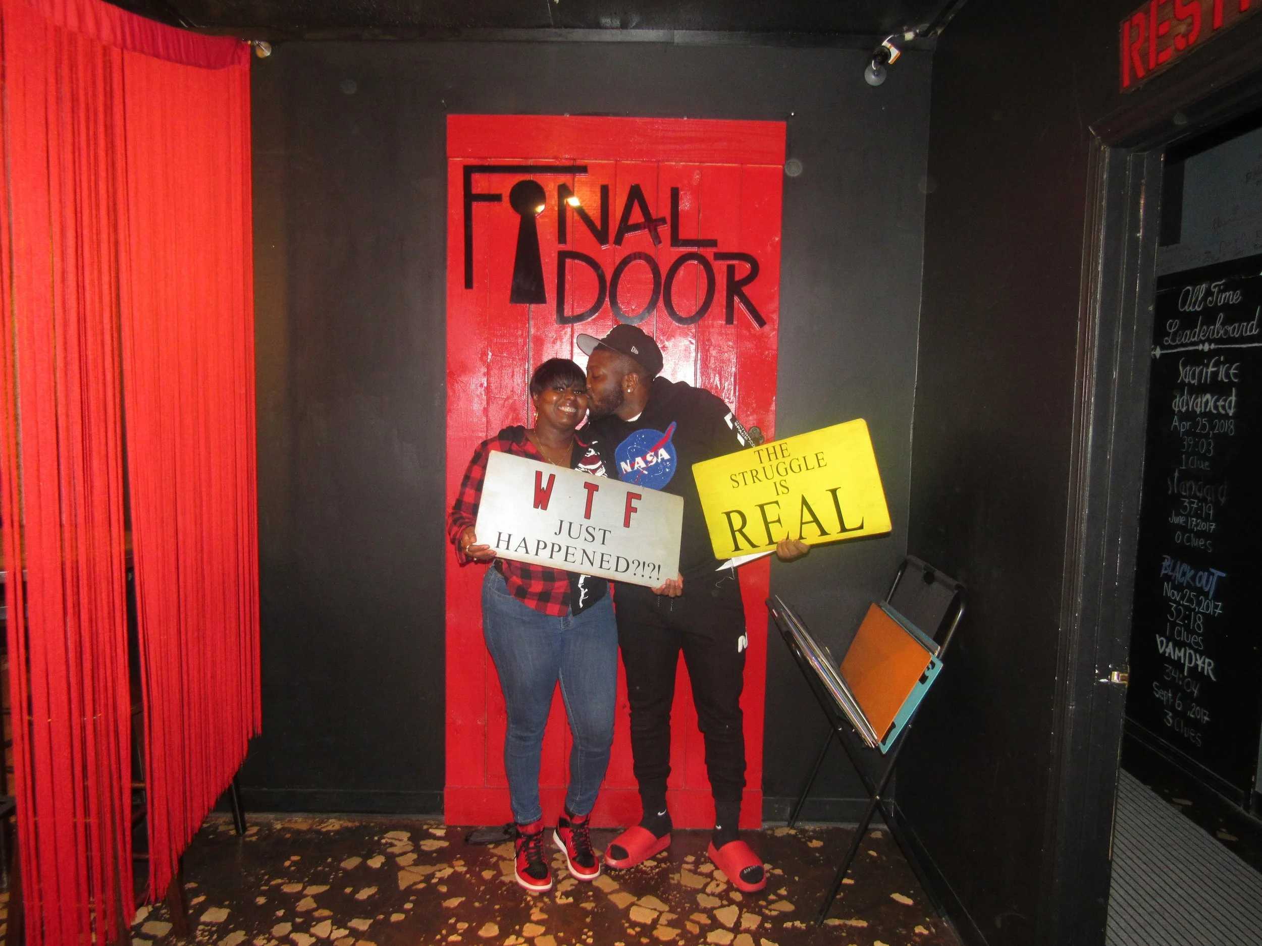 the-final-door-escape-room-columbia-sc-team-photos-1-11-25(16).JPG