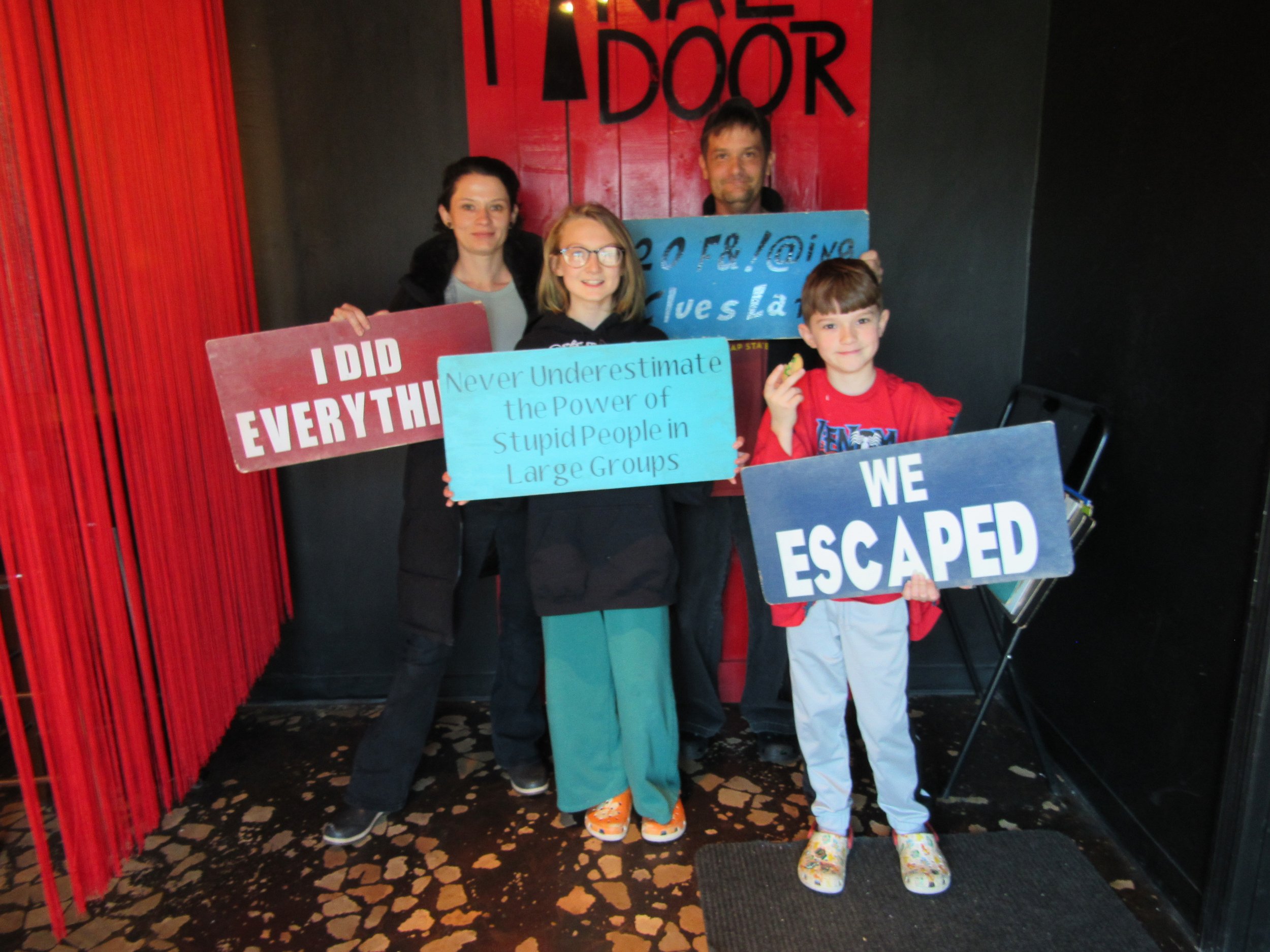 the-final-door-escape-room-columbia-sc-team-photos-1-25-25(5).JPG