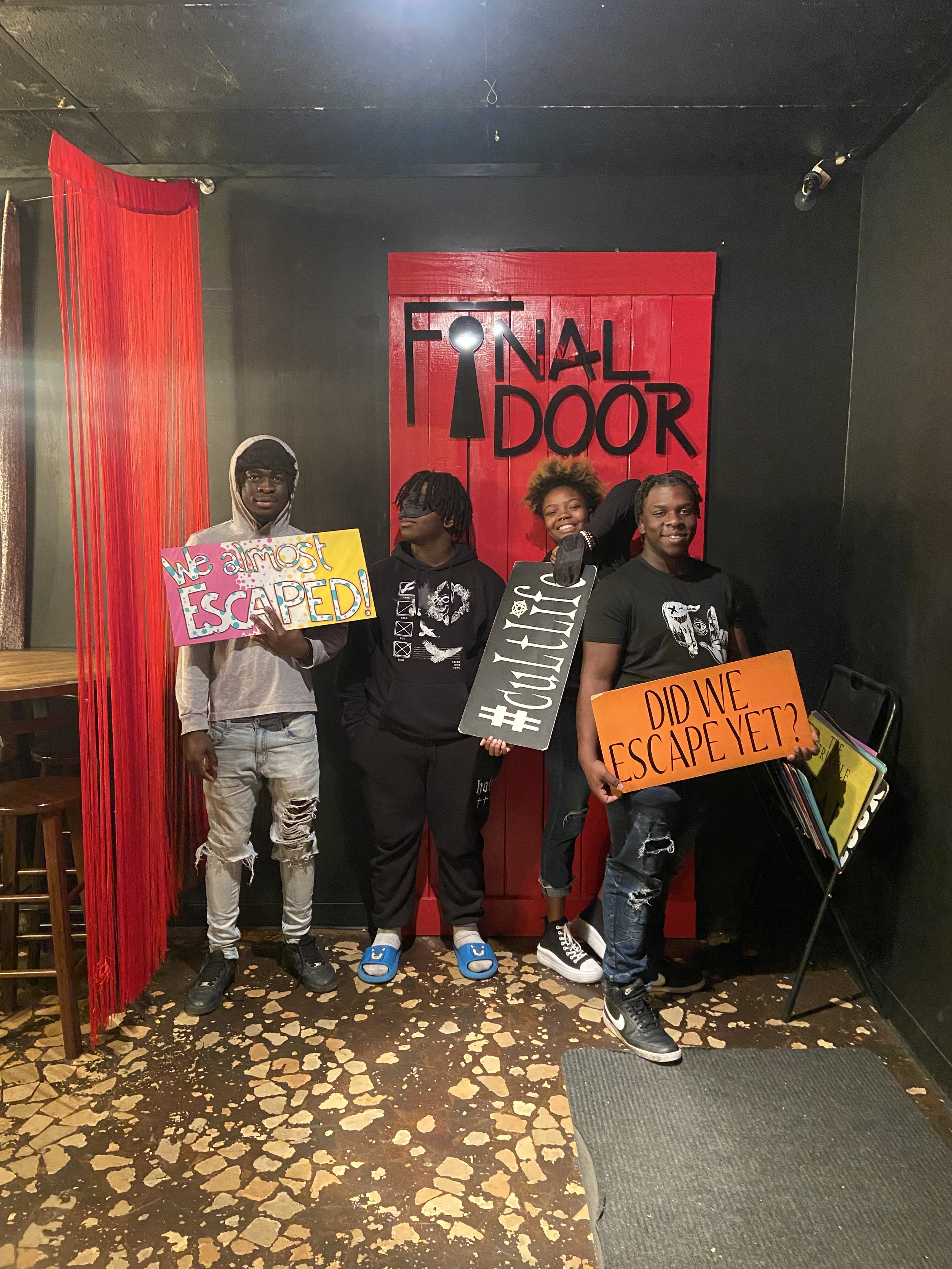 the-final-door-escape-room-columbia-sc-team-photos-2-1-25(13).JPG