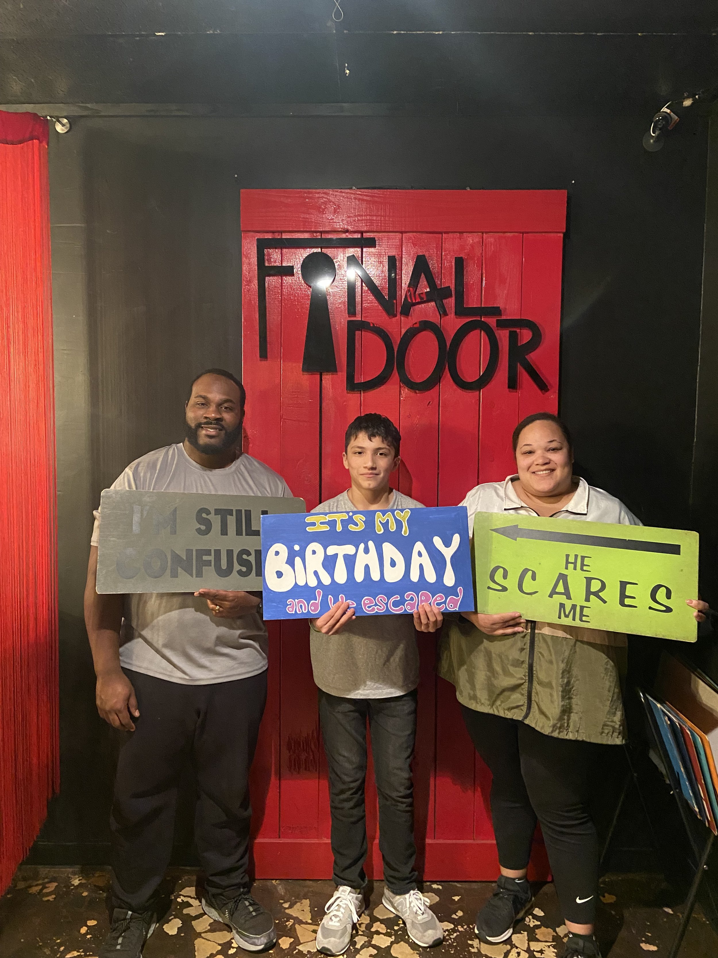 the-final-door-escape-room-columbia-sc-team-photos-2-1-25(15).JPG