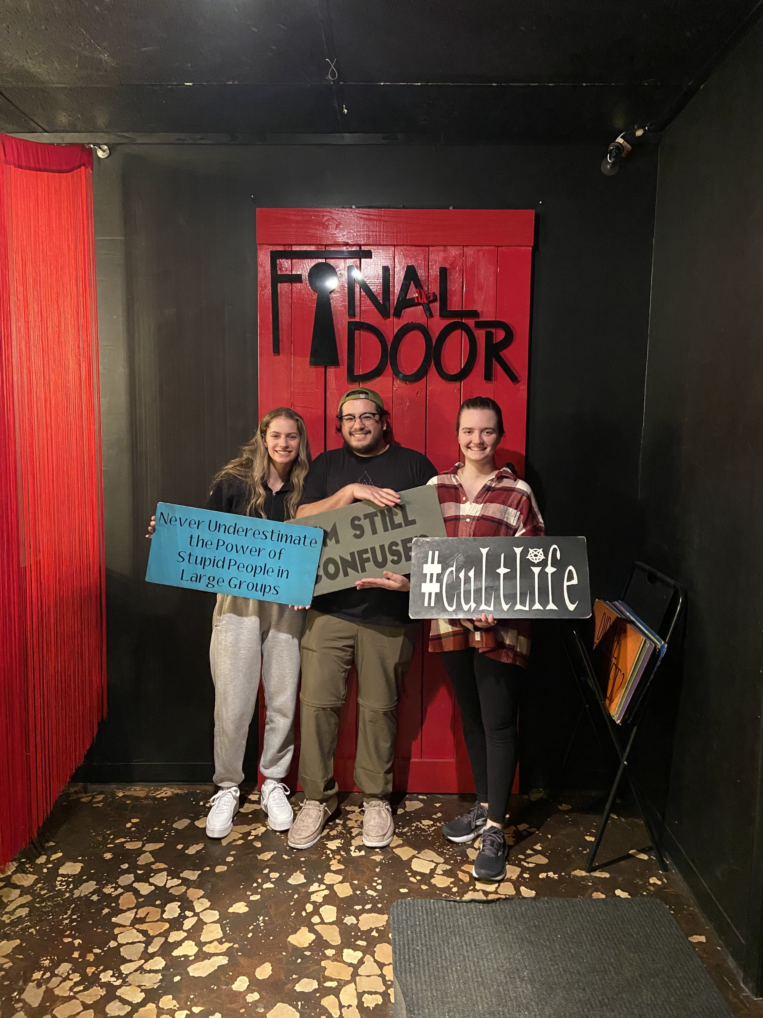 the-final-door-escape-room-columbia-sc-team-photos-2-15-25(6).JPG