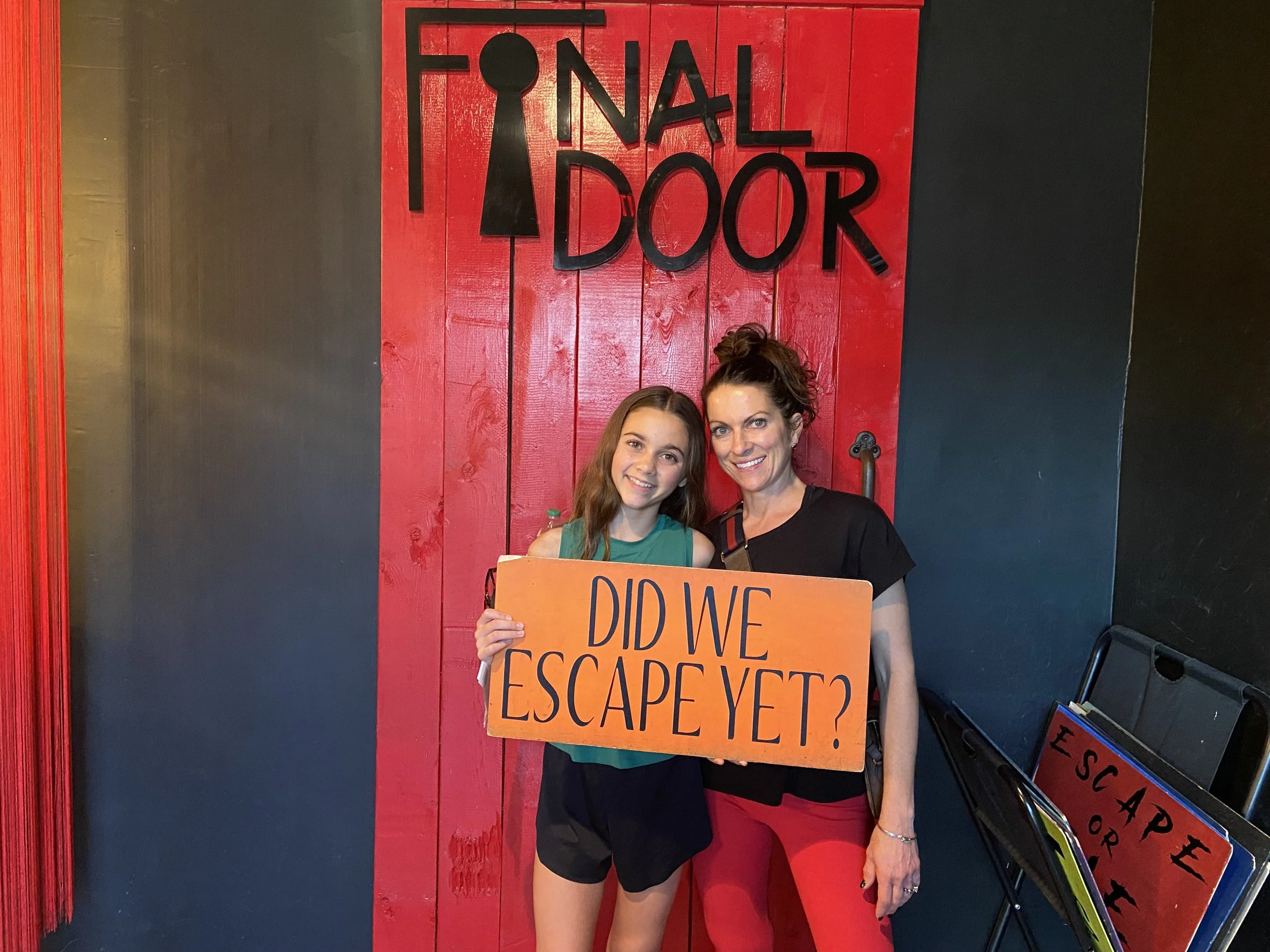 the-final-door-escape-room-columbia-sc-team-photos-2-15-25(25).JPG