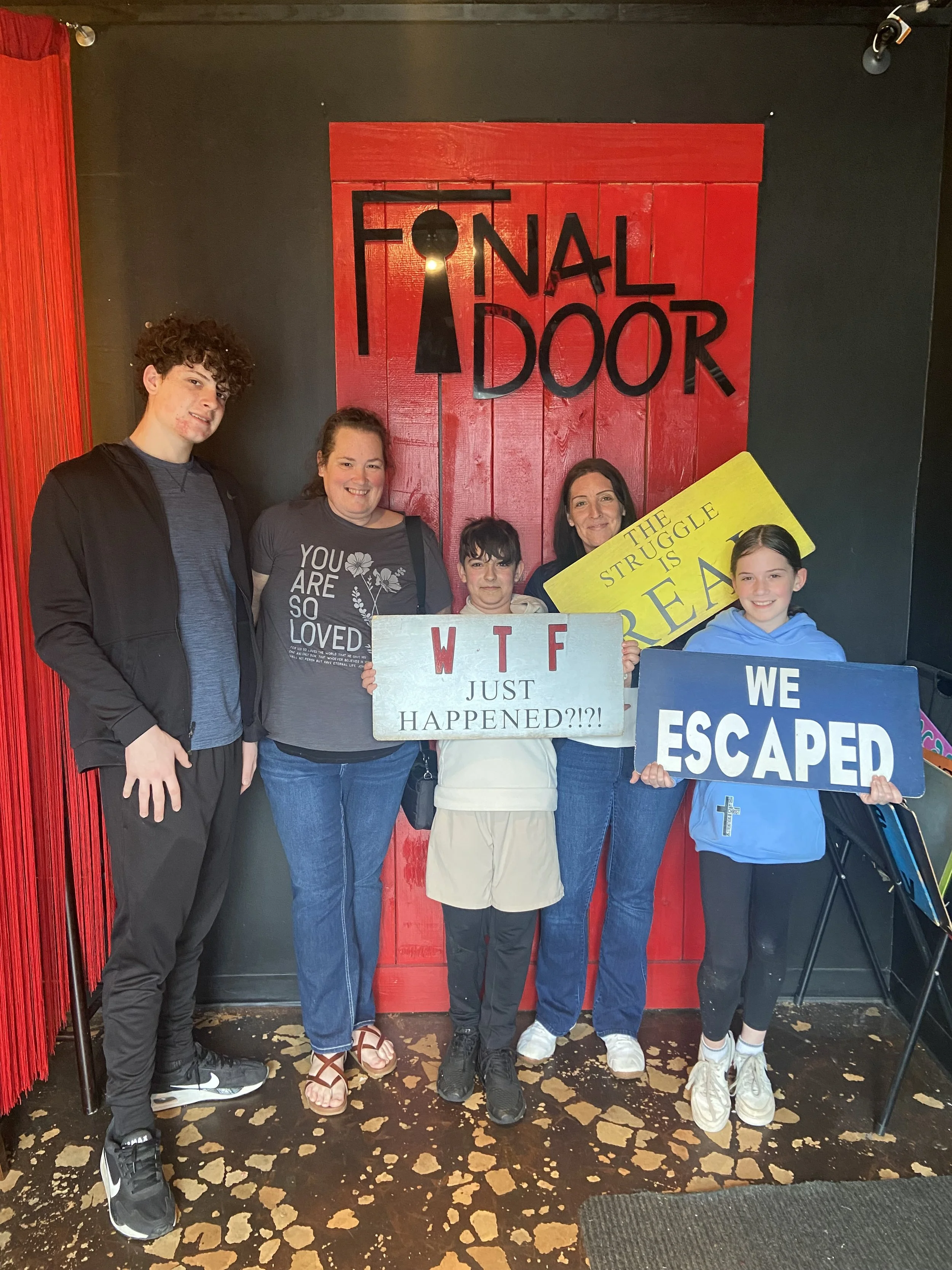 the-final-door-escape-room-columbia-sc-team-photos-2-15-25(32).JPG