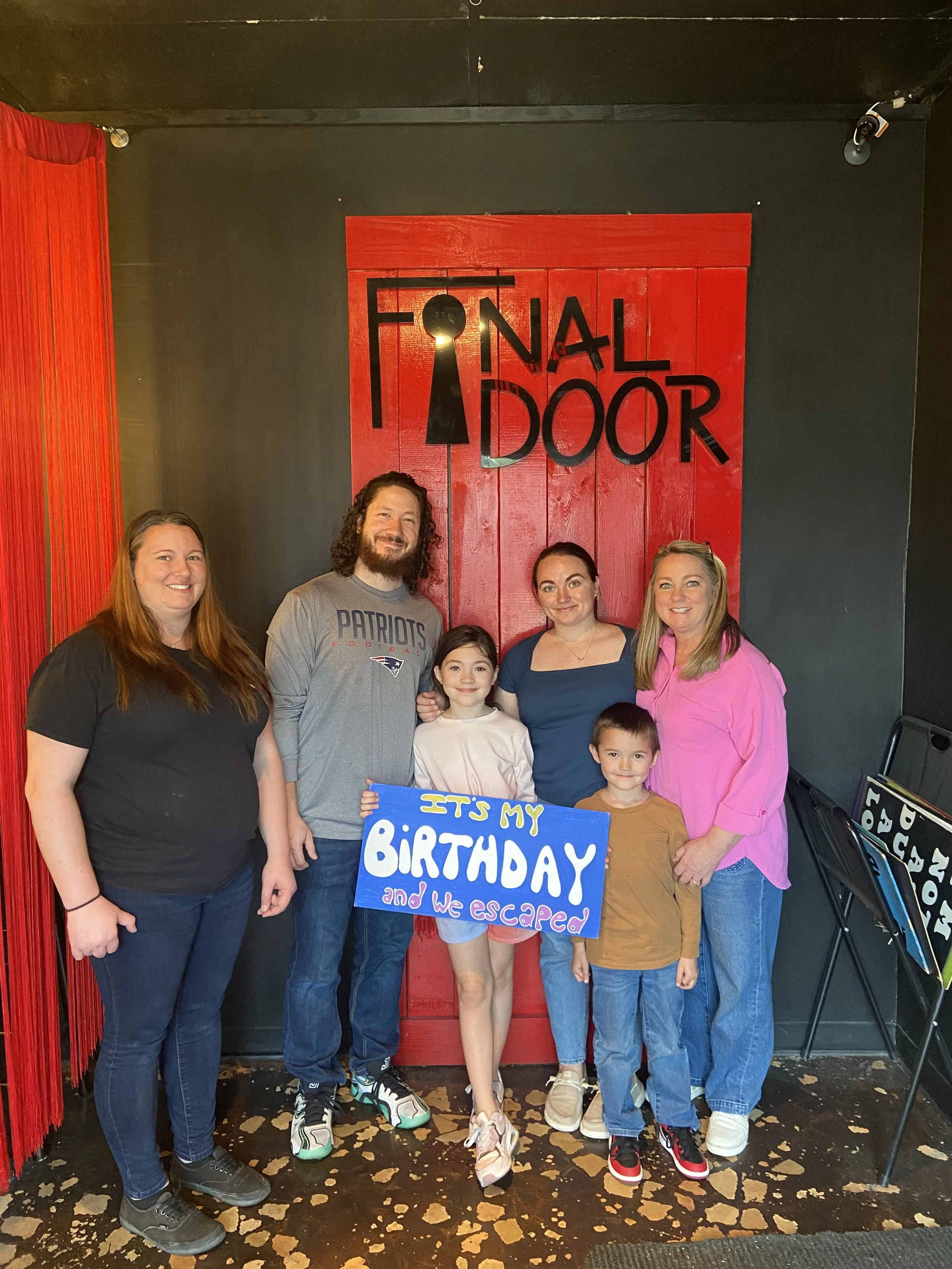 the-final-door-escape-room-columbia-sc-team-photos-2-15-25(38).JPG