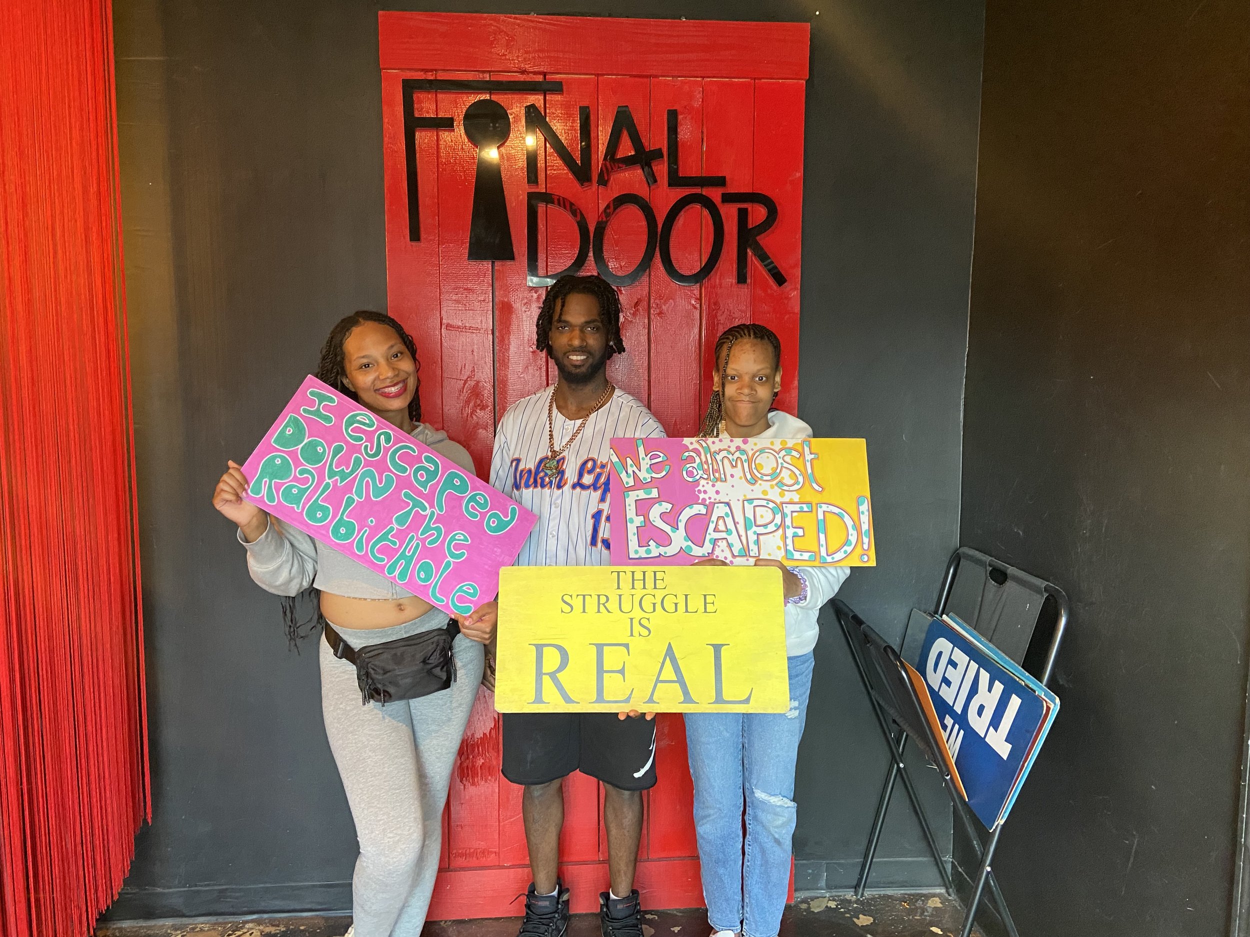 the-final-door-escape-room-columbia-sc-team-photos-2-15-25(54).JPG