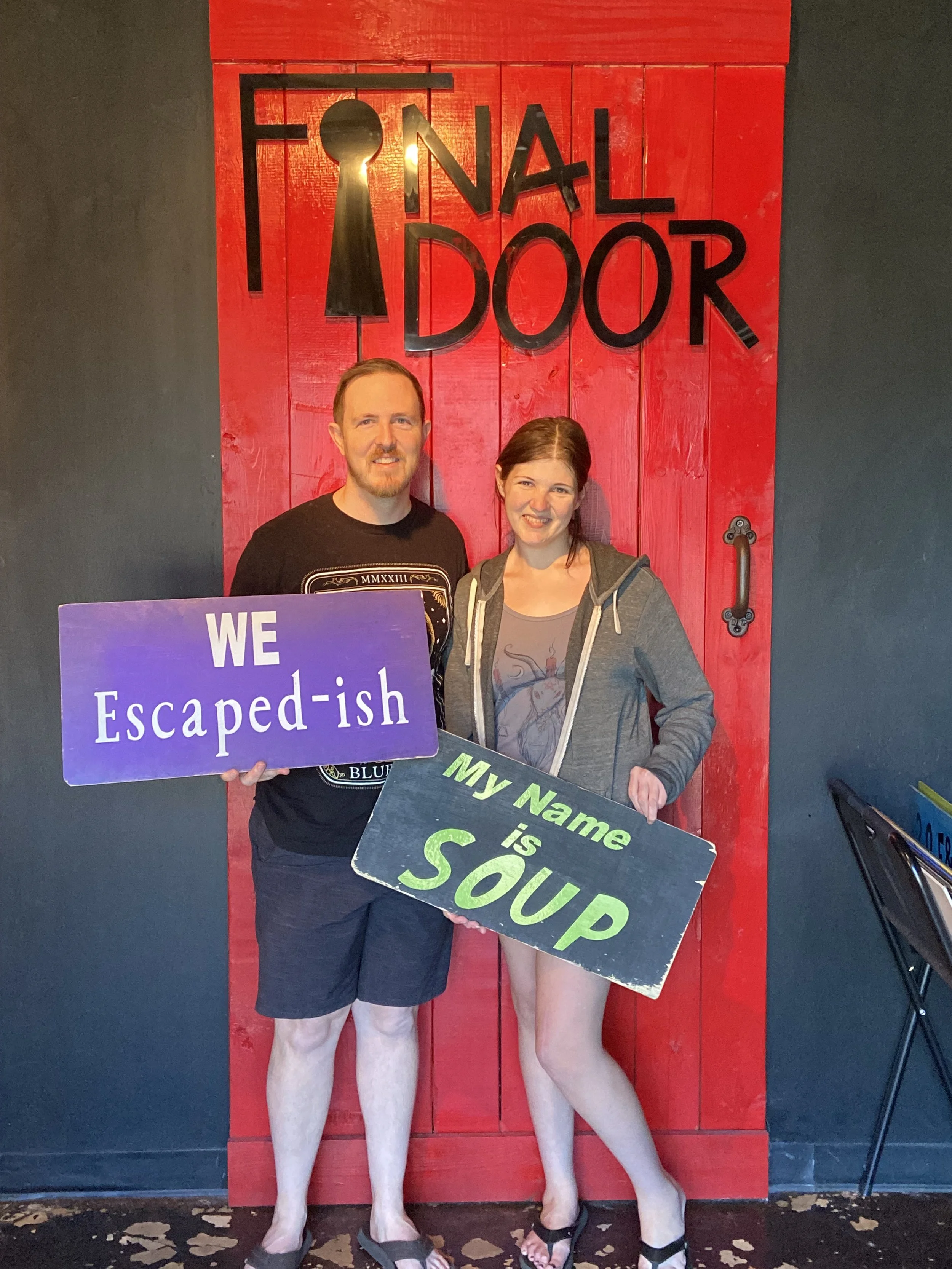 the-final-door-escape-room-columbia-sc-team-photos-2-28-25(16).JPG