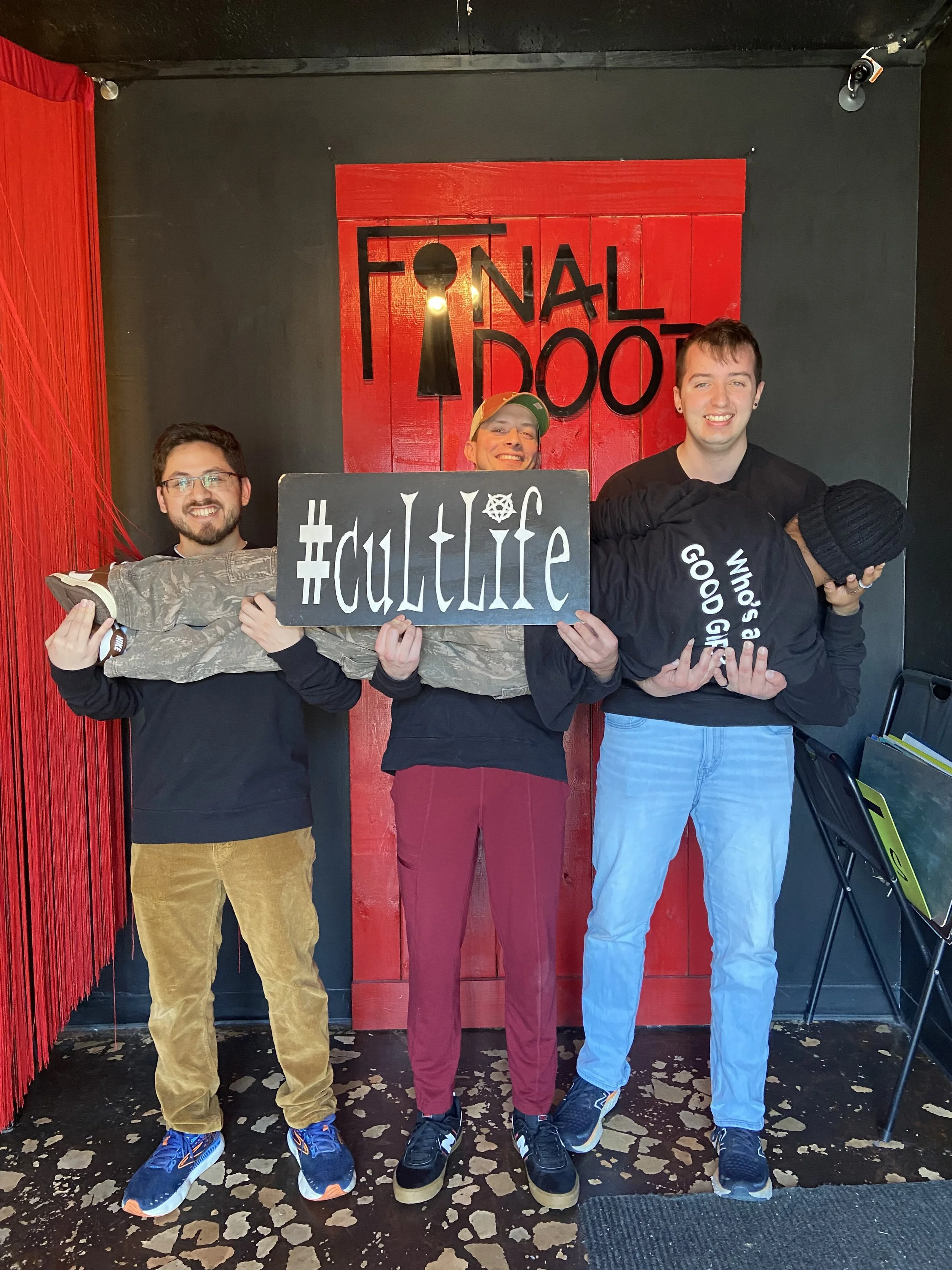 the-final-door-escape-room-columbia-sc-team-photos-3-1-25(10).JPG